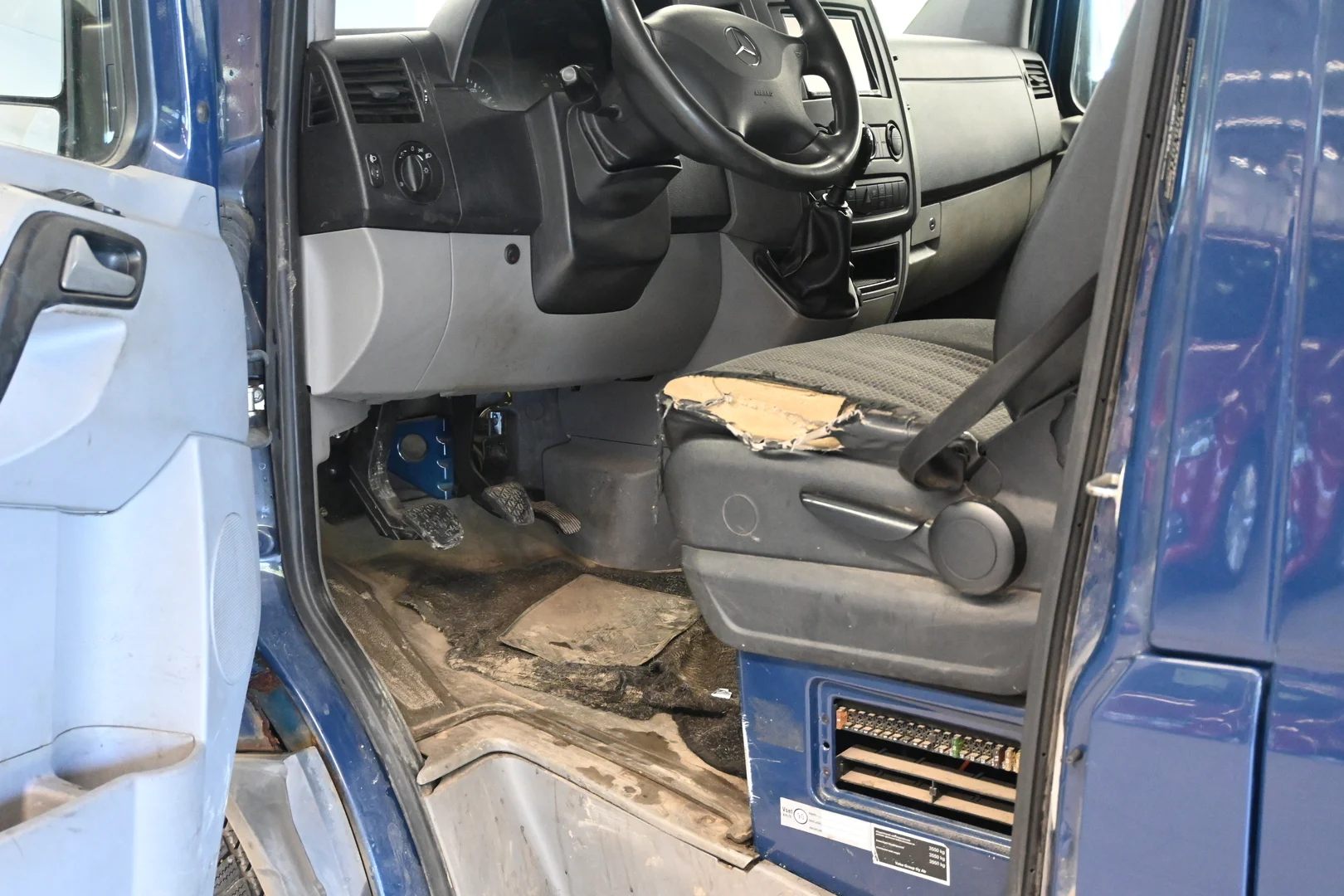 Car Image - 1qdClu9sAK6ysPz2ztnYTy