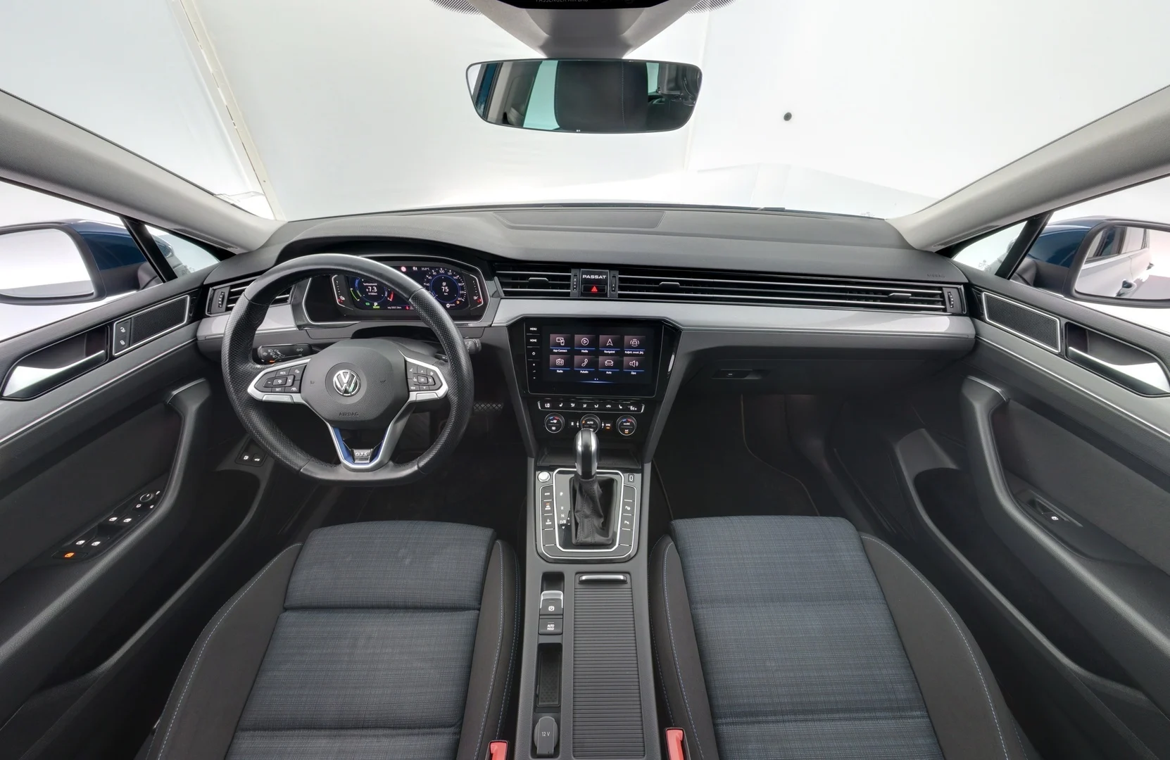 Car Image - 44Cy5i6oENg8V20nZ5DVJJ