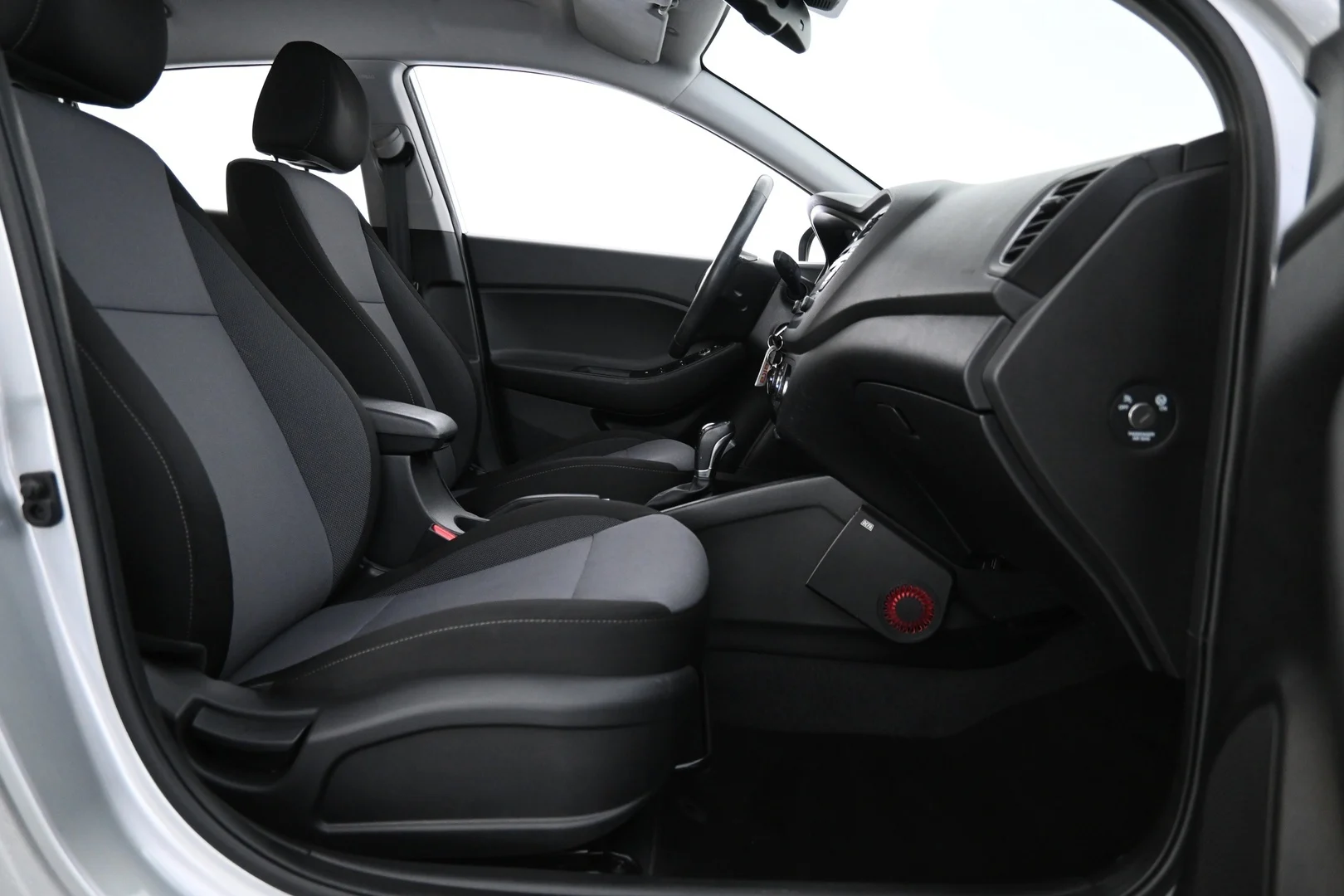 Car Image - 6q1ZojmoIPSLsVUOR7S7qj
