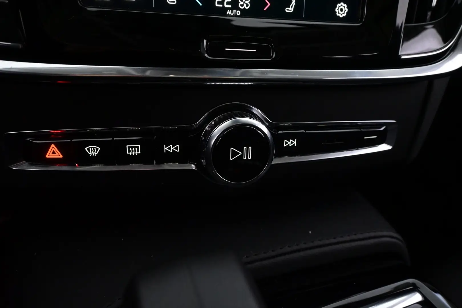 Car Image - 6kwnhe5ZbbolU6JFpTxfH9