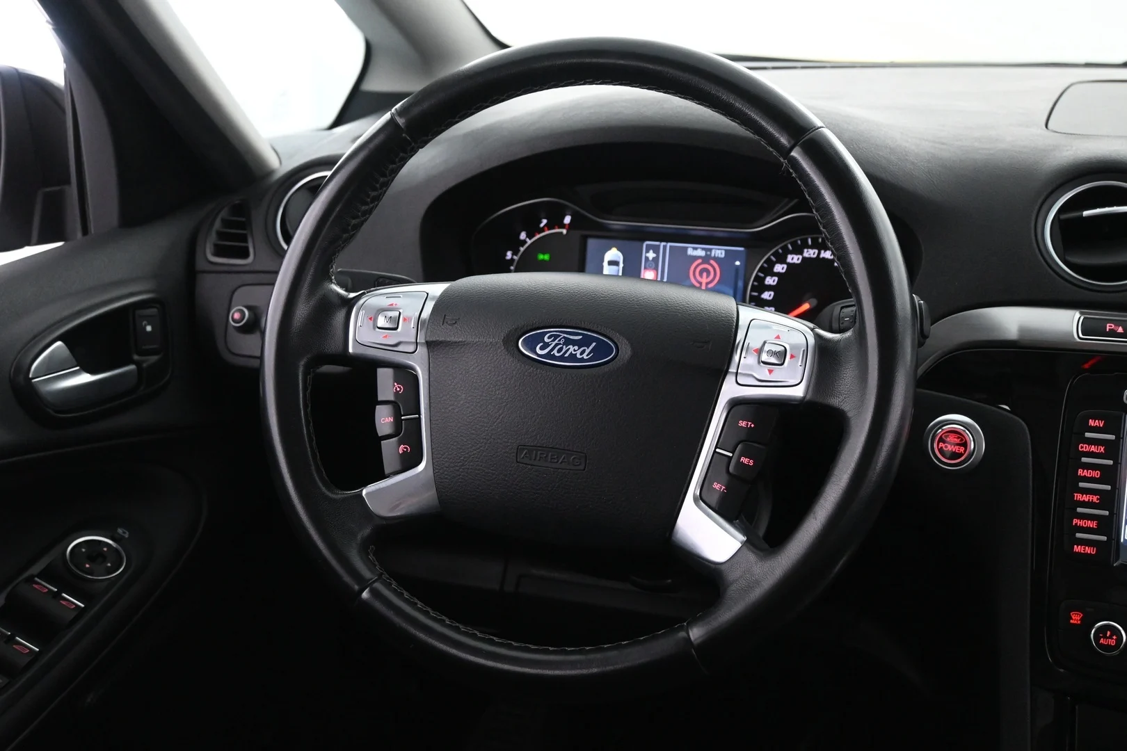Car Image - 3VE77mTyUxDs70oqMh7XRU