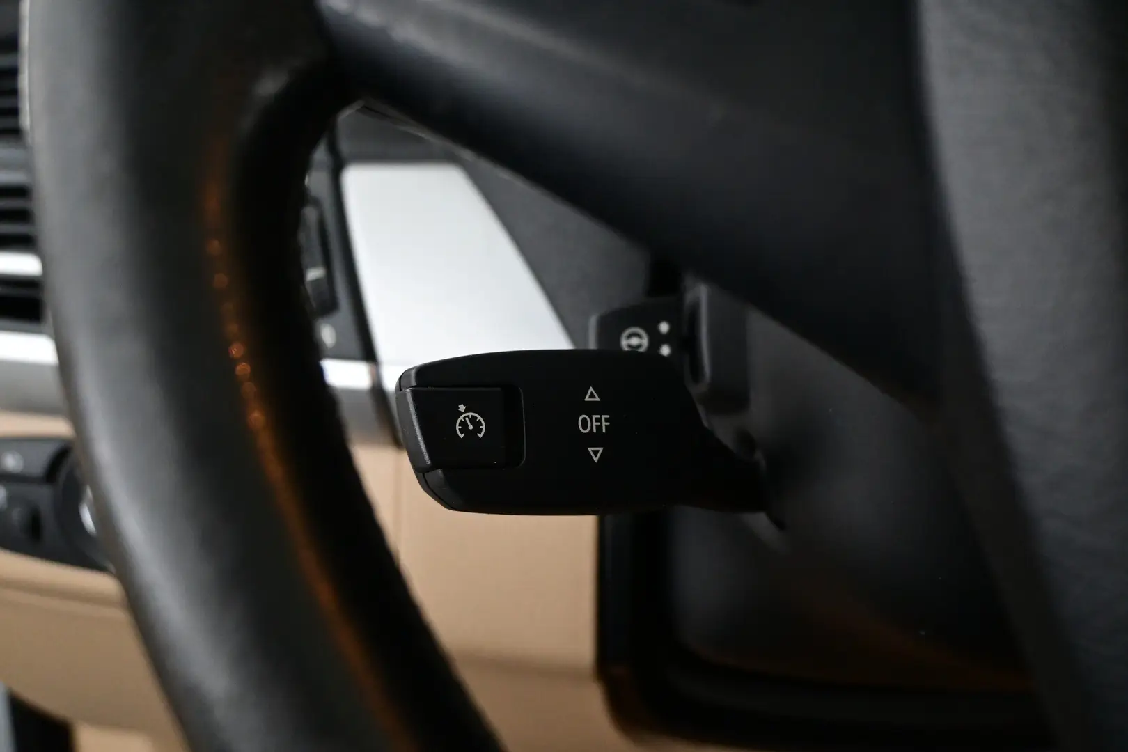 Car Image - 4TYQmdfHynXY8uSVUlIe6P