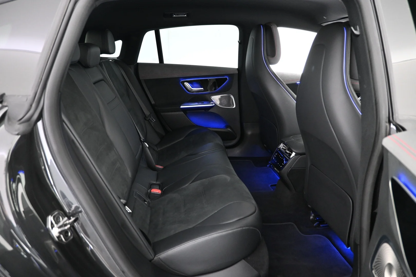 Car Image - 1fSHhl2IWDATuKNEFaLCXH