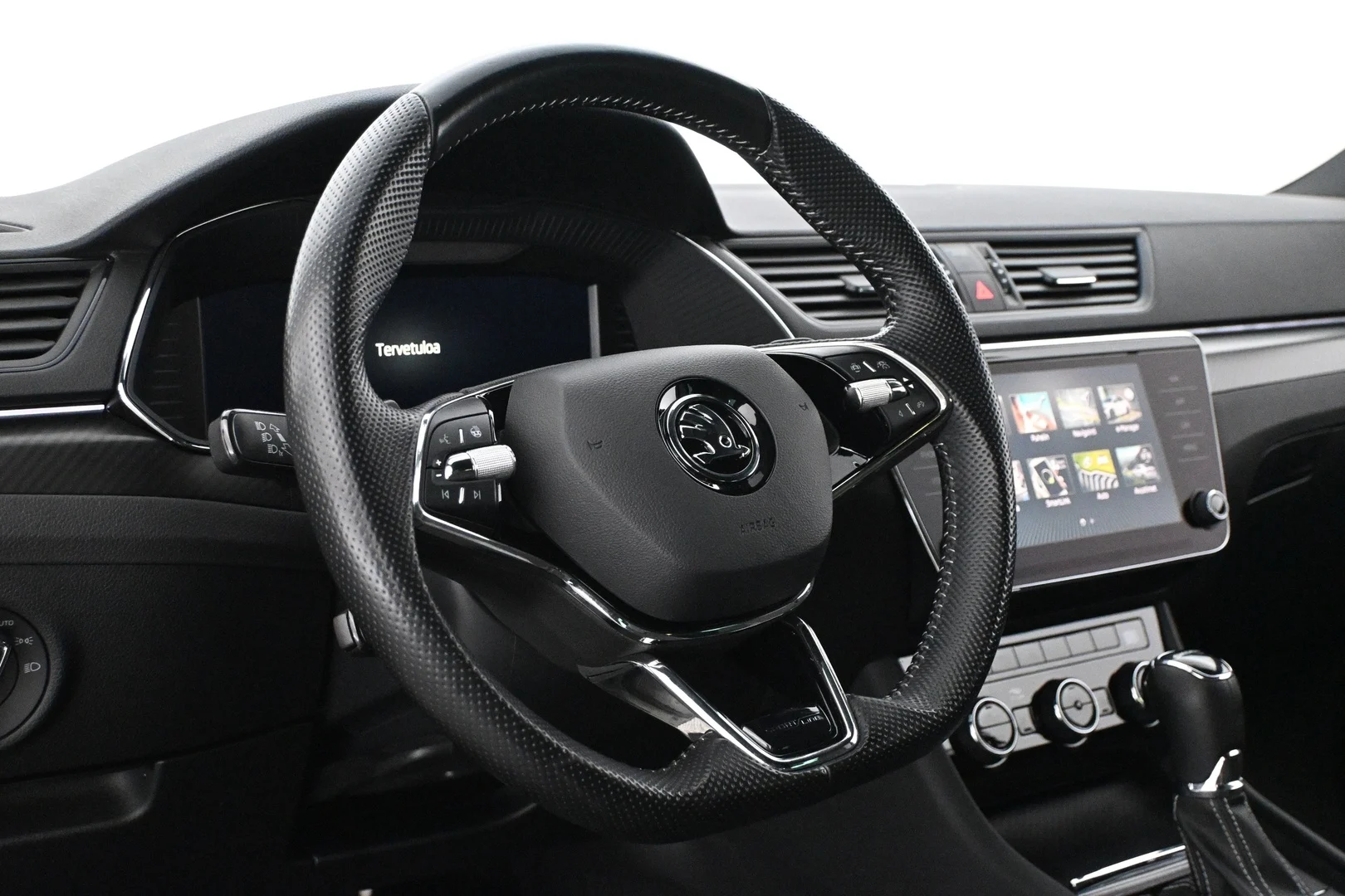 Car Image - 5km0q8TQandejX8AowCNWD