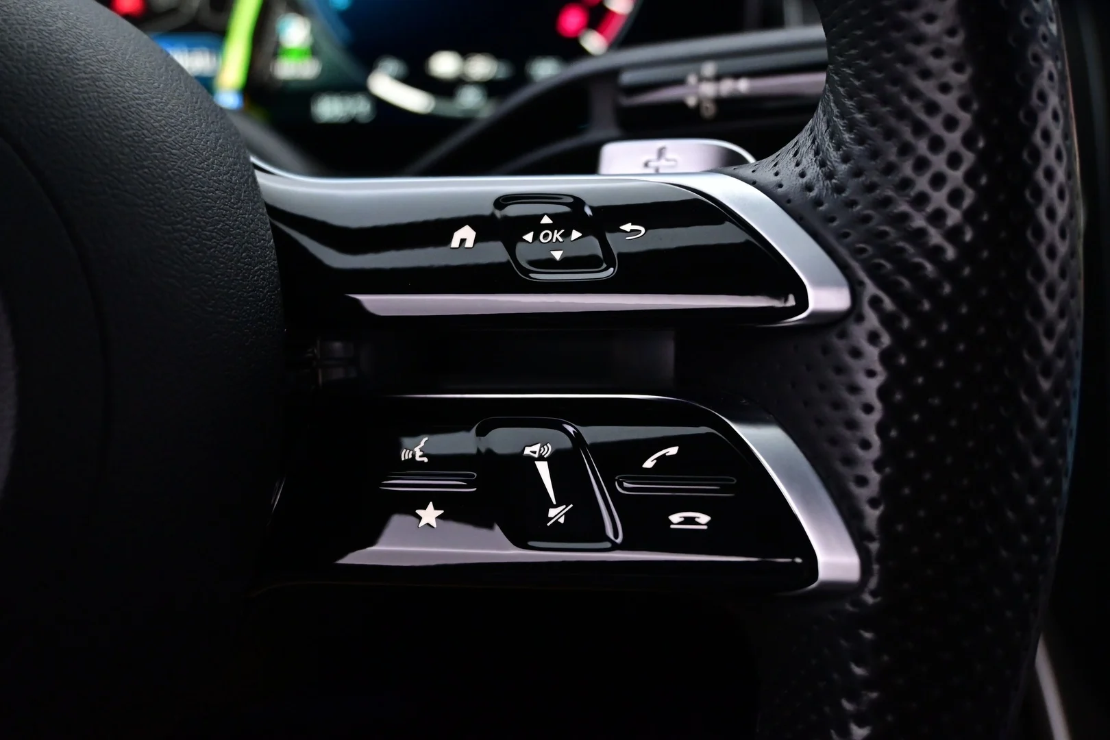 Car Image - 4NhENmLpaE4iPwx3eWLLt2