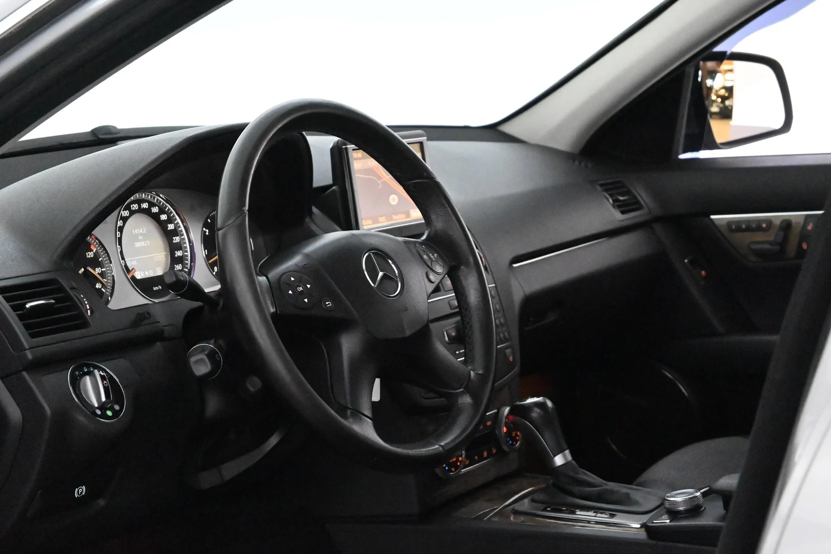 Car Image - 1ZM6sRaNxKABA1Ia3AZsdp