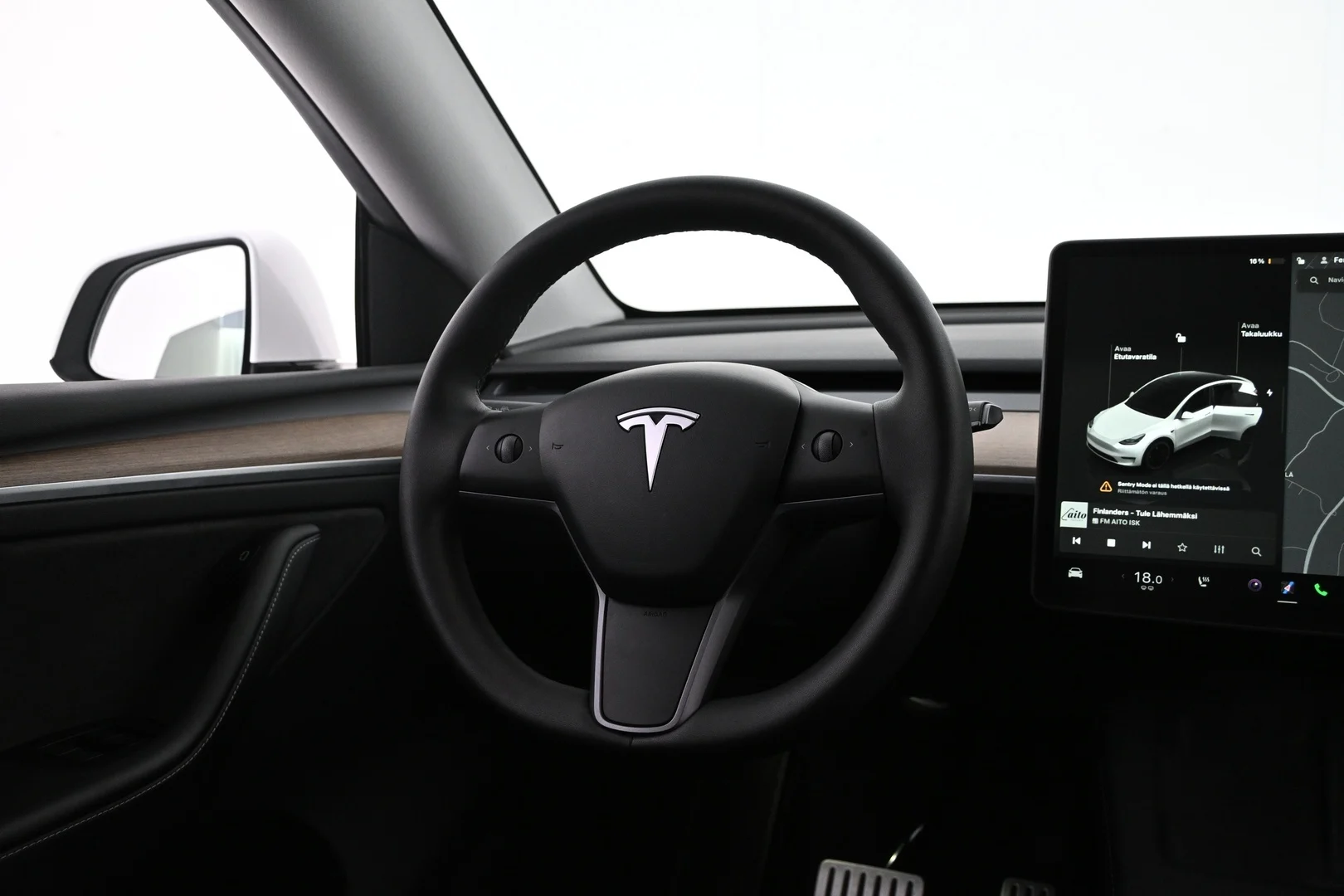 Car Image - i8Ml8YZTK2exXp3PXOyu8