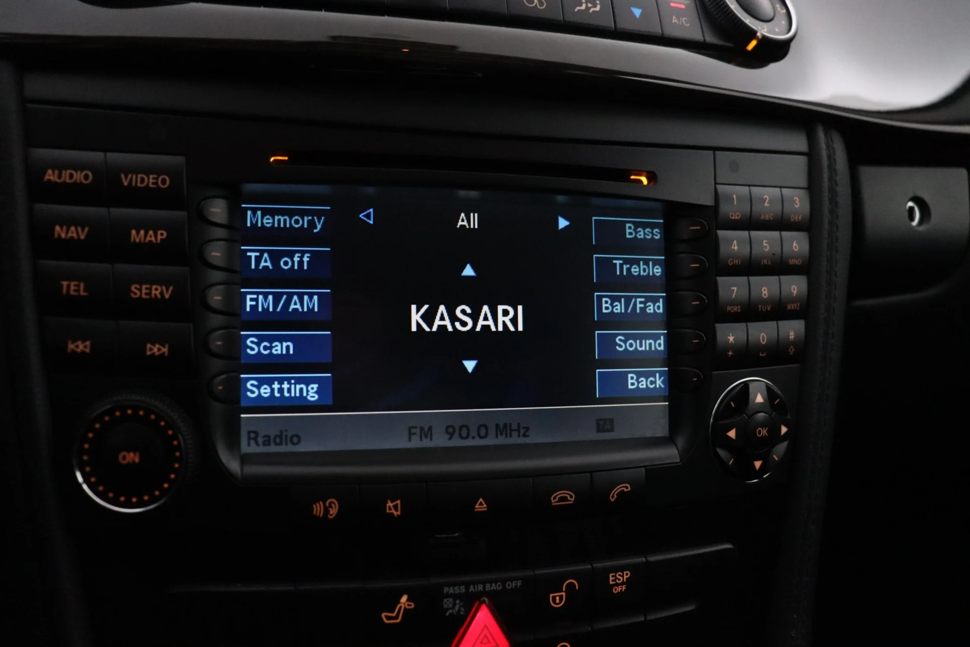 Car Image - 2K2PFJF0axmdAznzsYCeh0