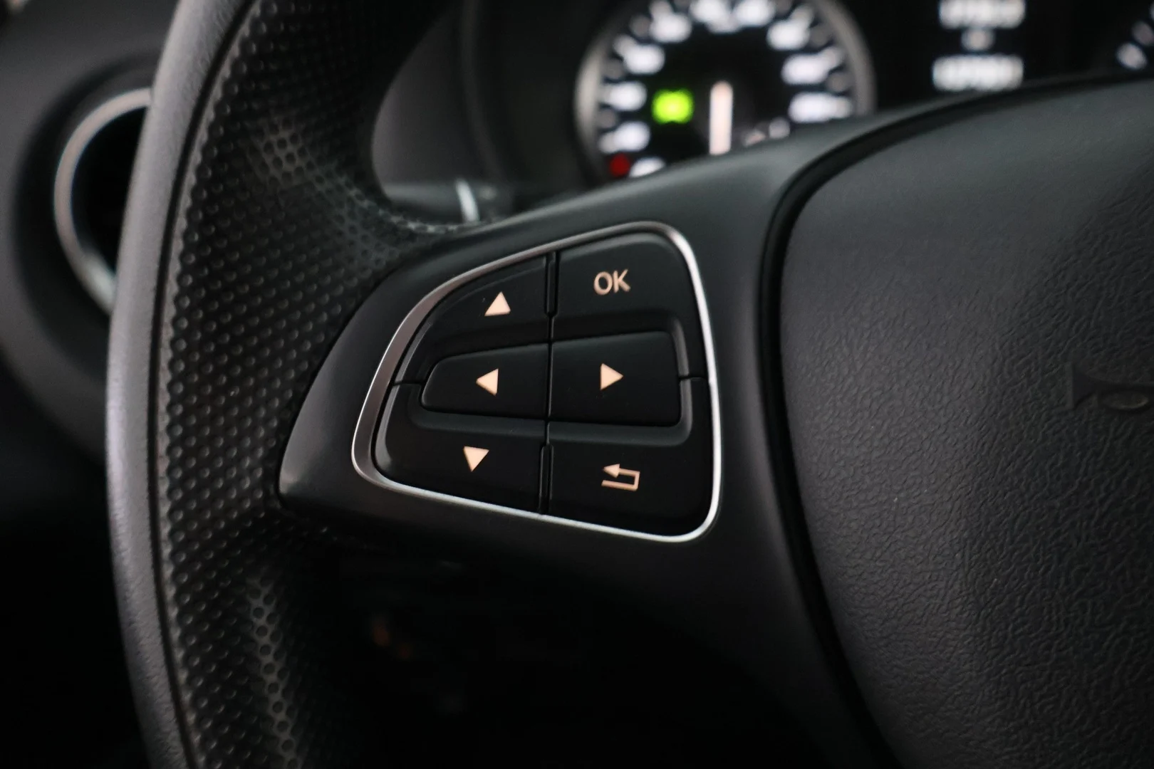 Car Image - 7fTsqHDHWakAsiRVN8P1na