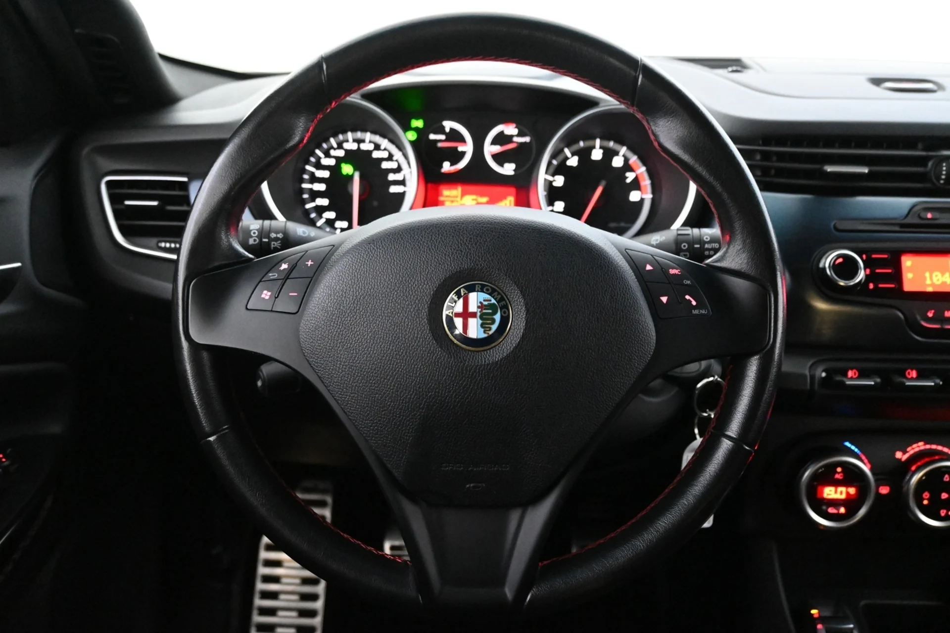 Car Image - tG6IkYX9dTw1M82Vvjk5x