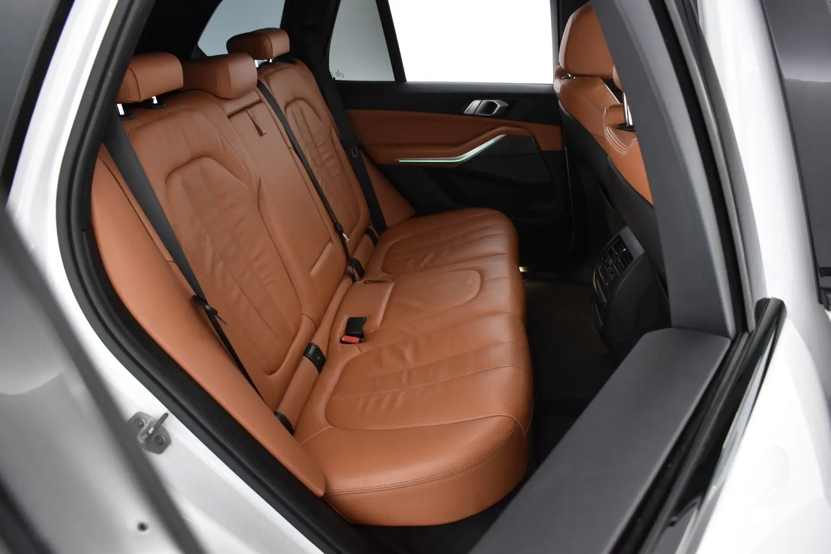 Car Image - 17swDDC0rSuYbhxdKYpnGL