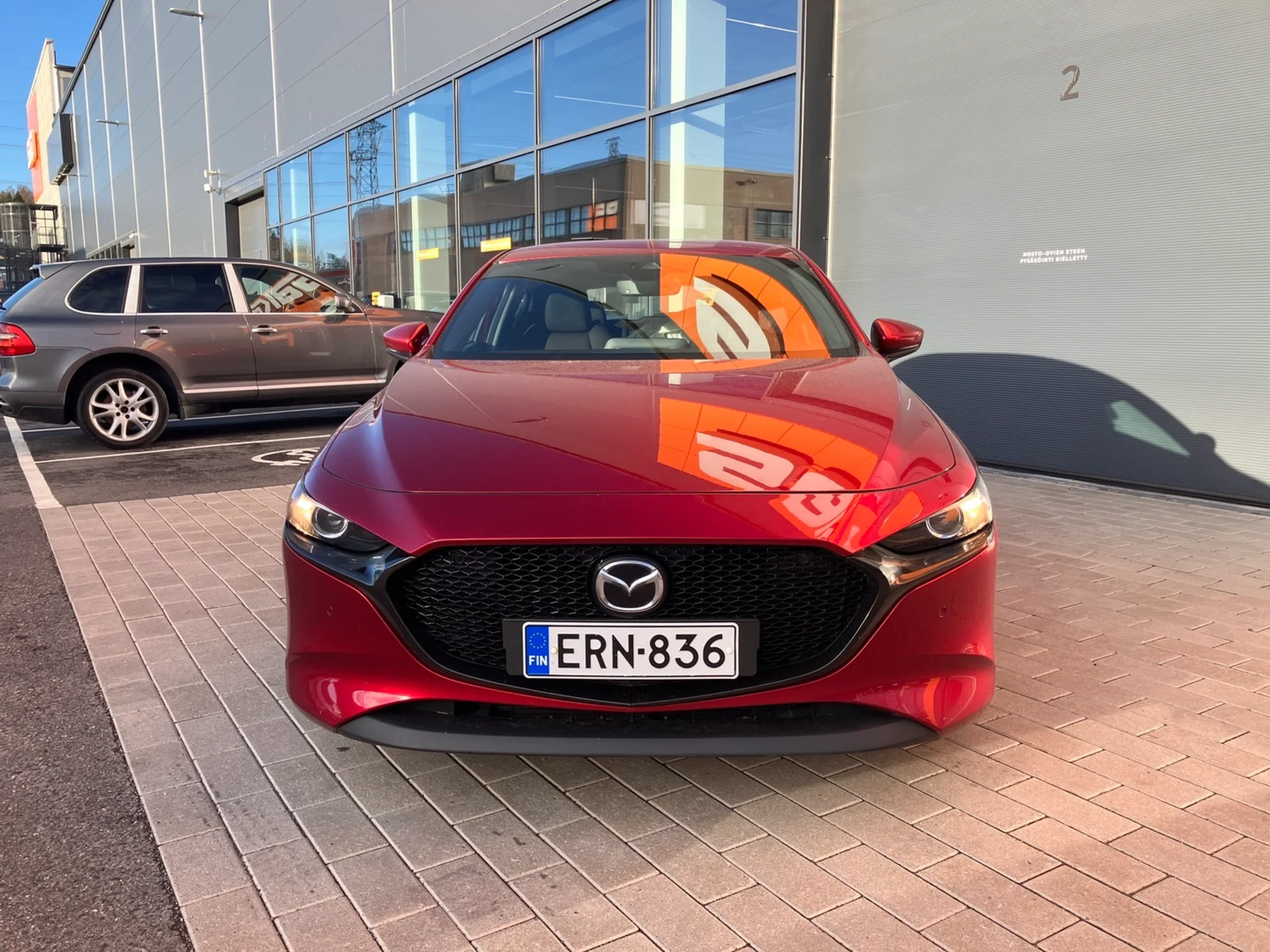 Car Image - 402YxUePzgbN3qubyAccYg