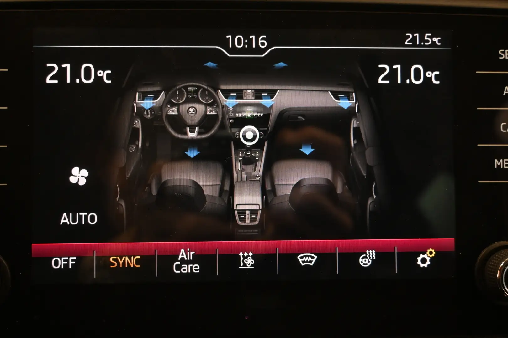 Car Image - 5H5xdlsxe7MTgPO8q6bJ3y