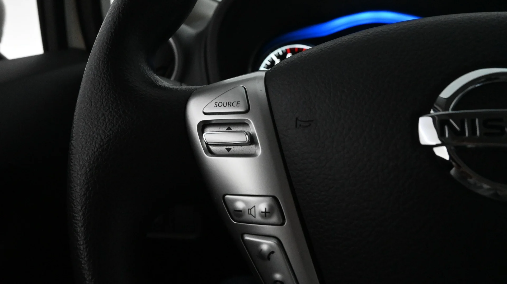 Car Image - 48xFuVJRSEbmKLas8jQ4JM