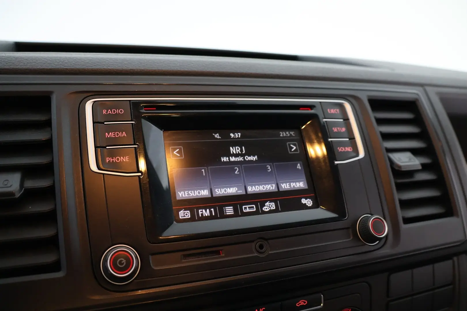 Car Image - 7eZatLvq9FfYVIBf6RQbZ5