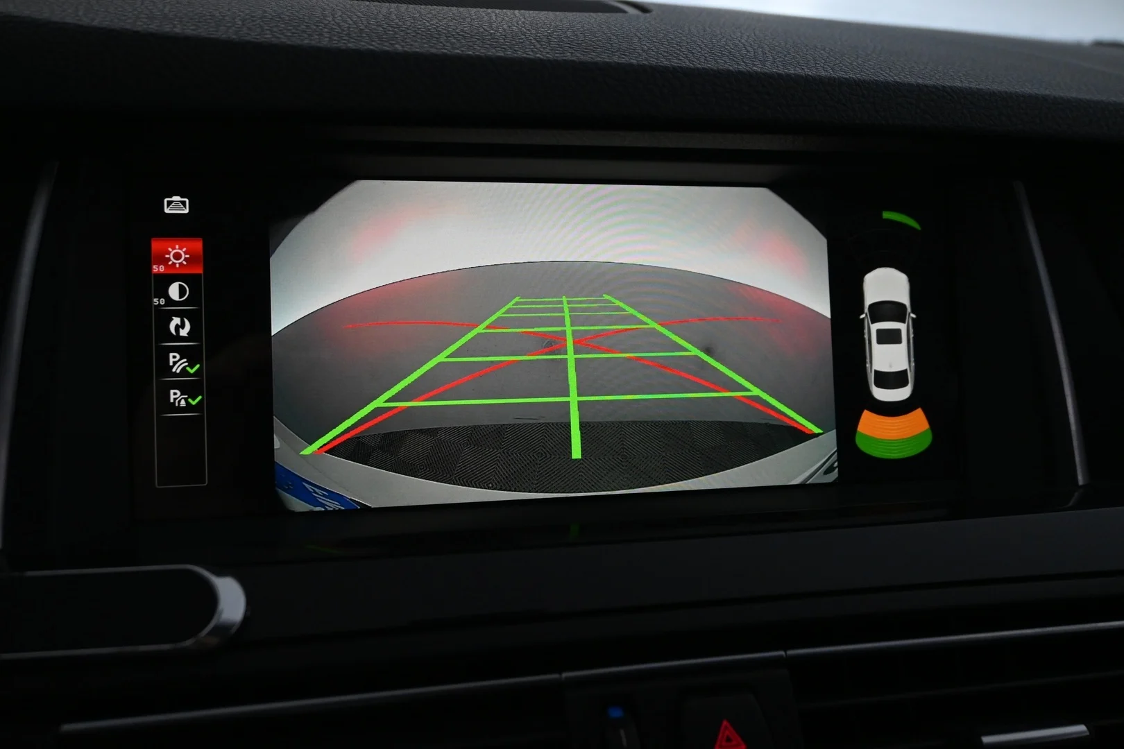 Car Image - 2U94zLWa6EKHki0rdUCz88