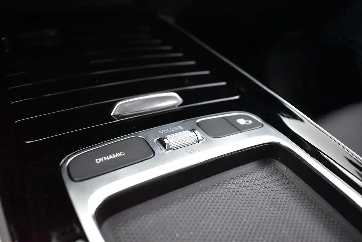 Car Image - 1b6RIeoTckCZYNjNxSakpY