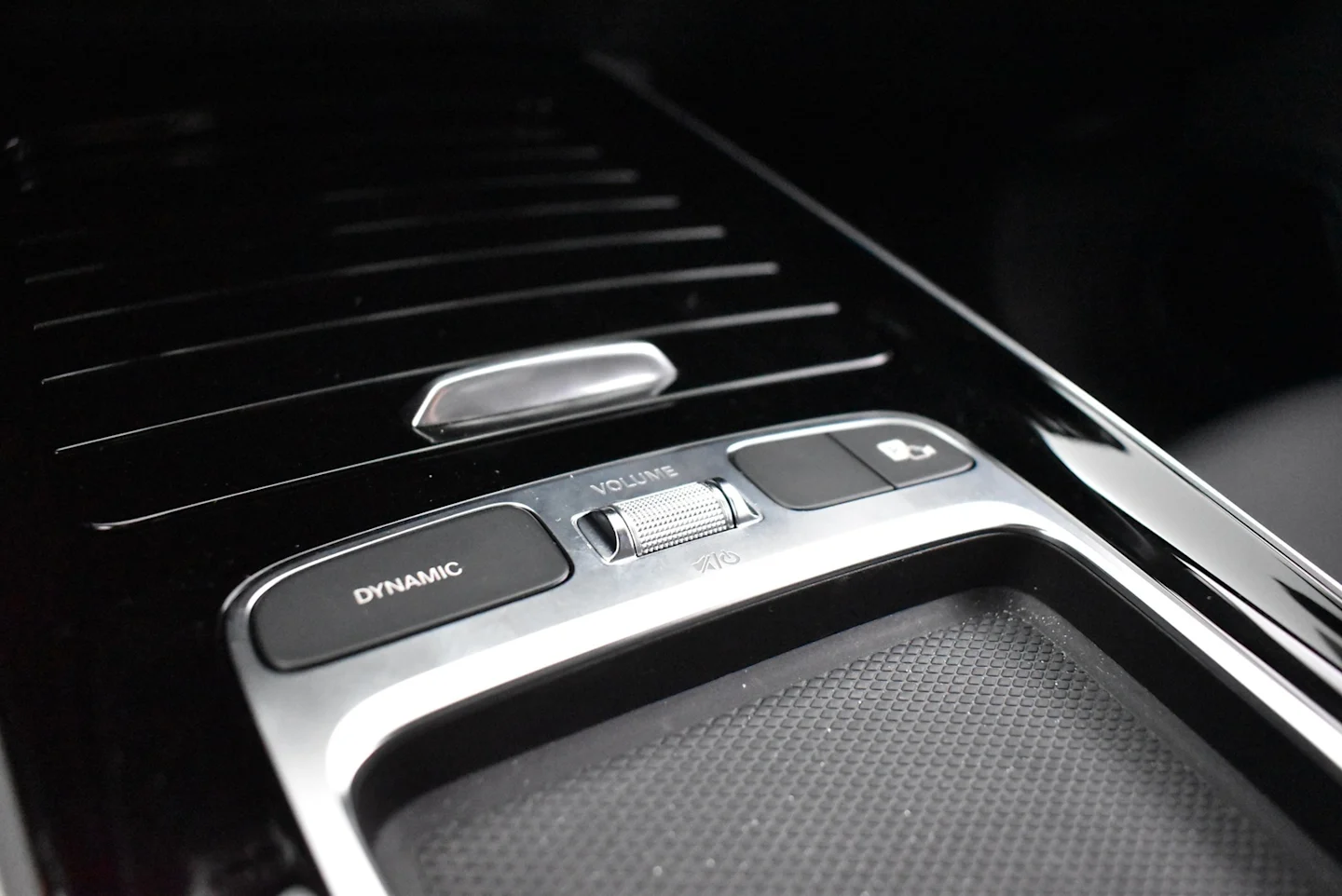 Car Image - 1b6RIeoTckCZYNjNxSakpY