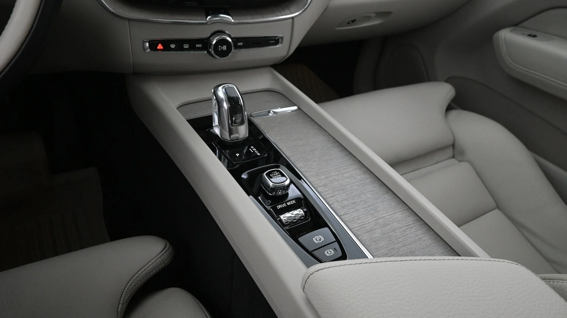 Car Image - 6C7Kk5xZCSvlvtsZpFidUS