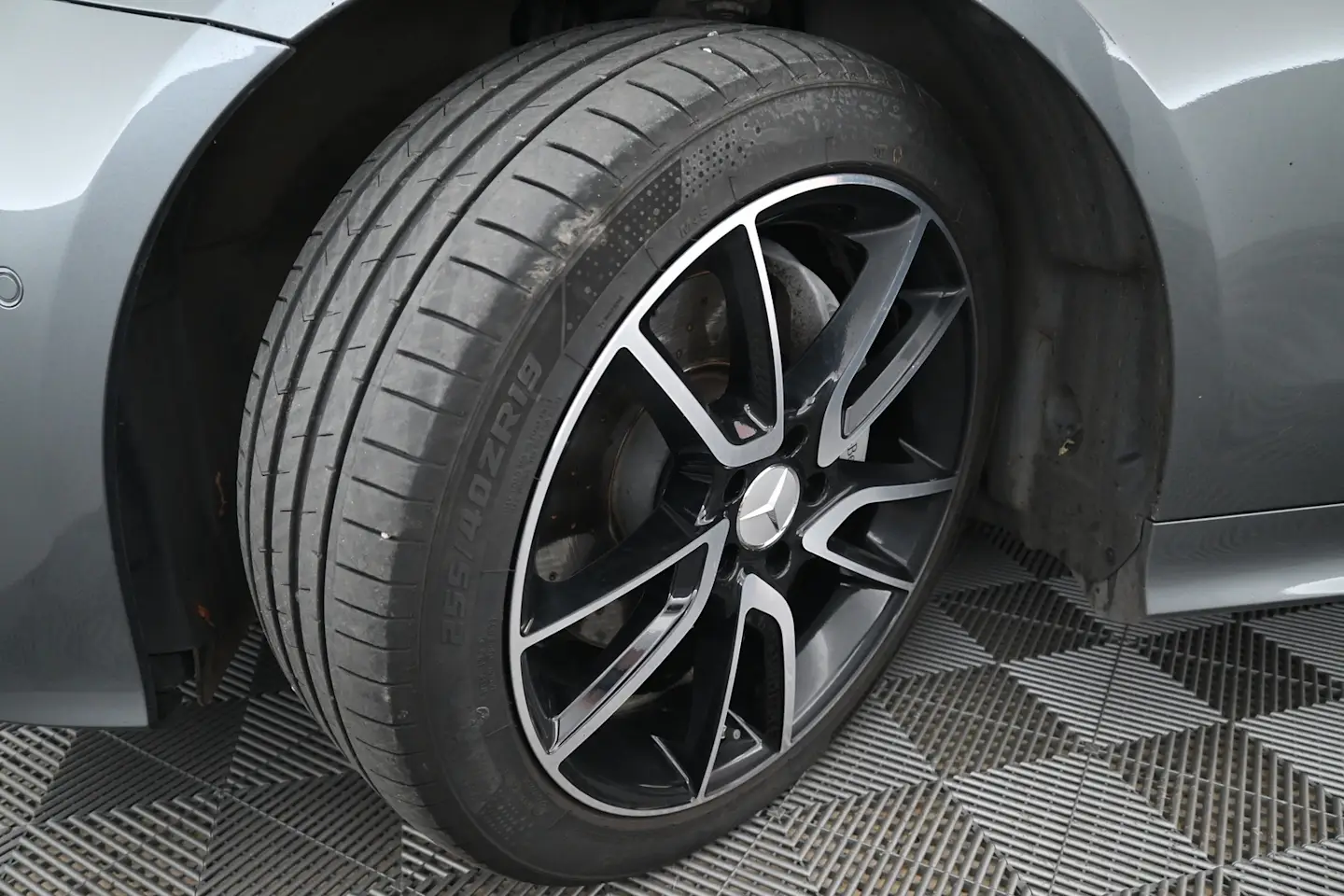 Car Image - 5xb3KgGUHj3ja8LA2WxL83