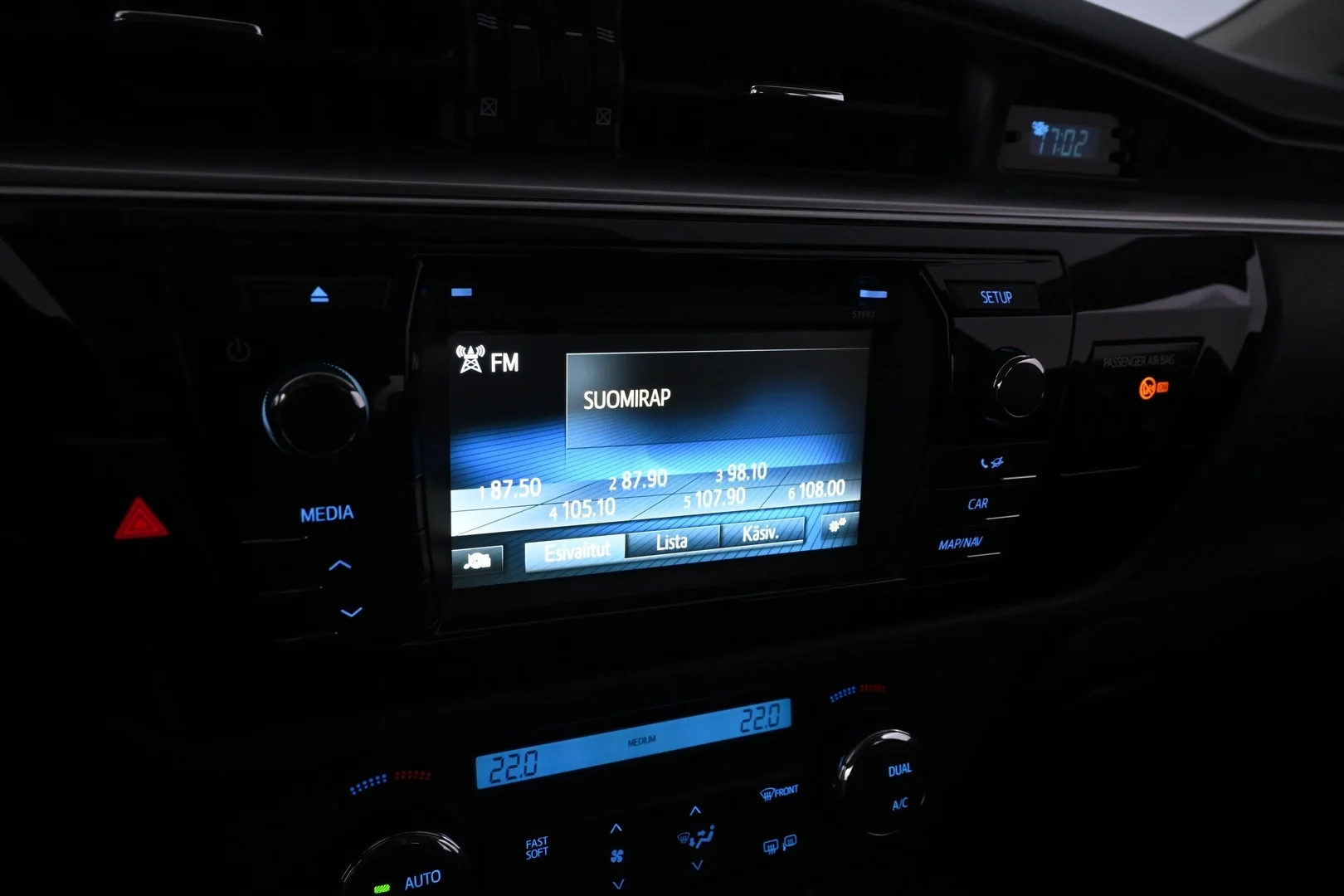 Car Image - 352tLa0KM1xLzKS5JYaJaX