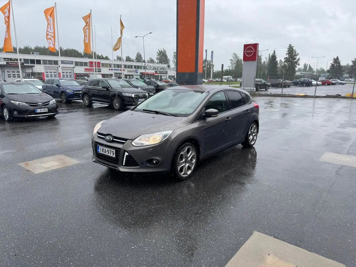 Car Image - 29y1OM9LIzCbtBbpTRh11I
