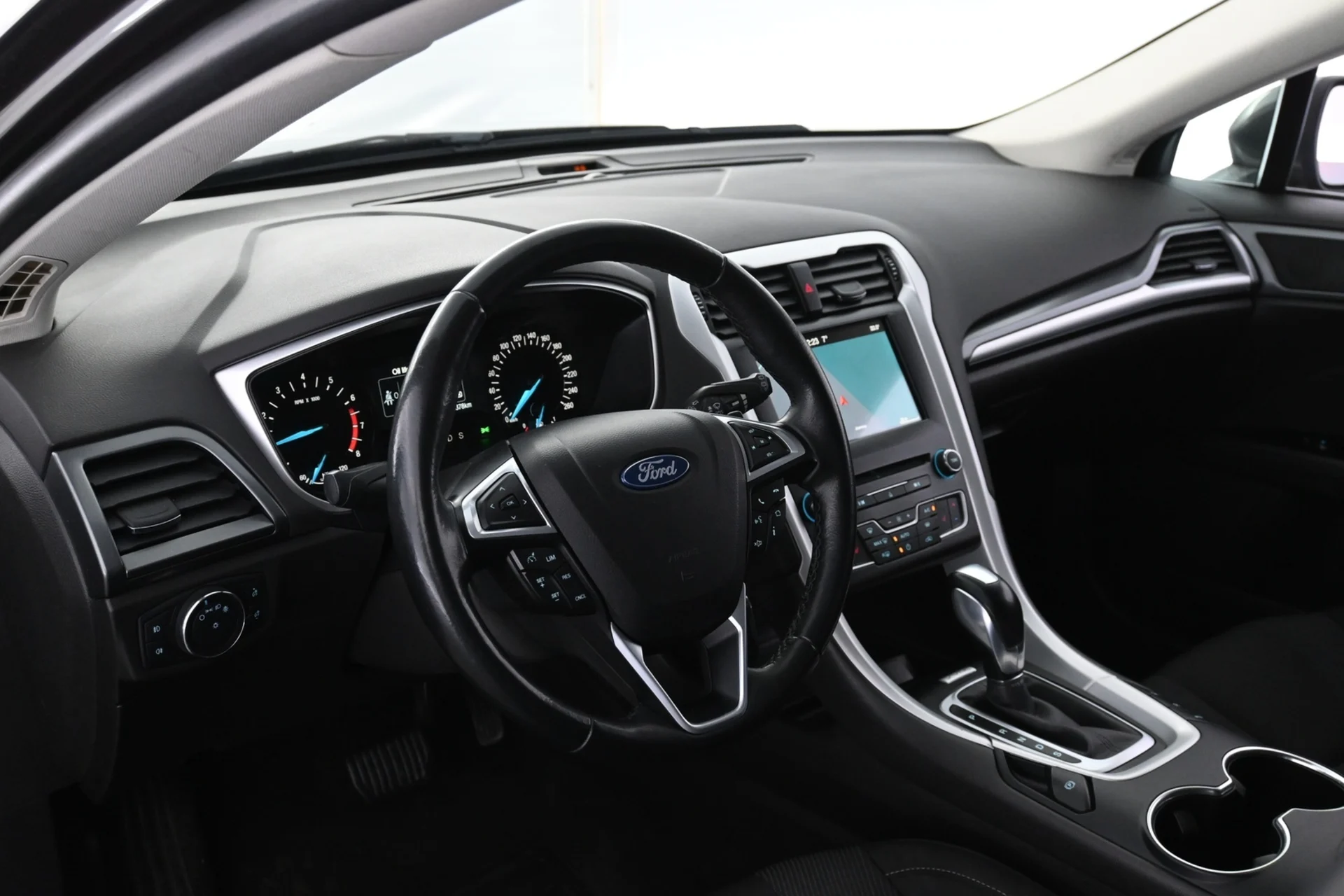 Car Image - 1UIfba0F5SSLWDZX7KscYB