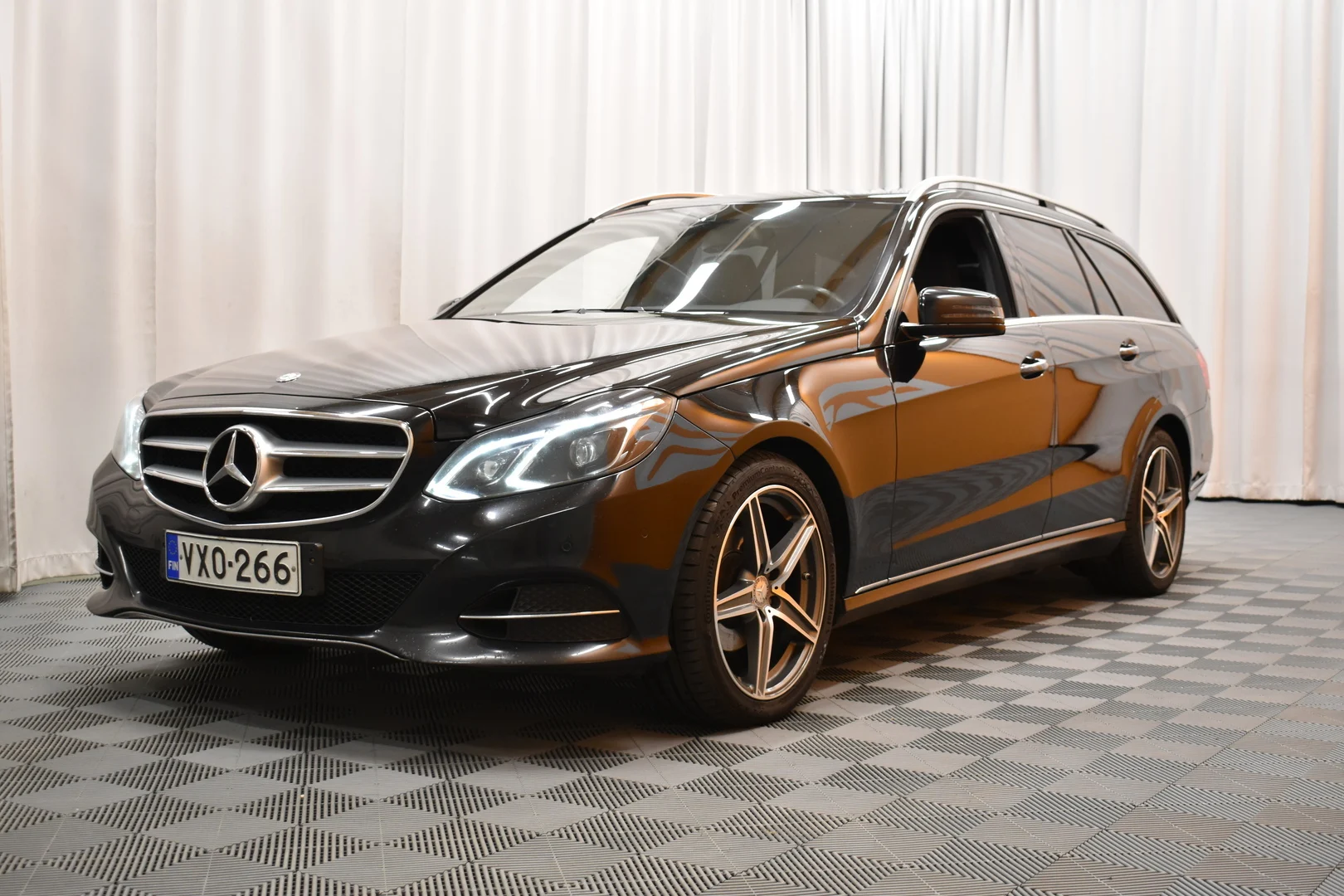 Car Image - 5elYf80JxuBhuMjtxi5uoS
