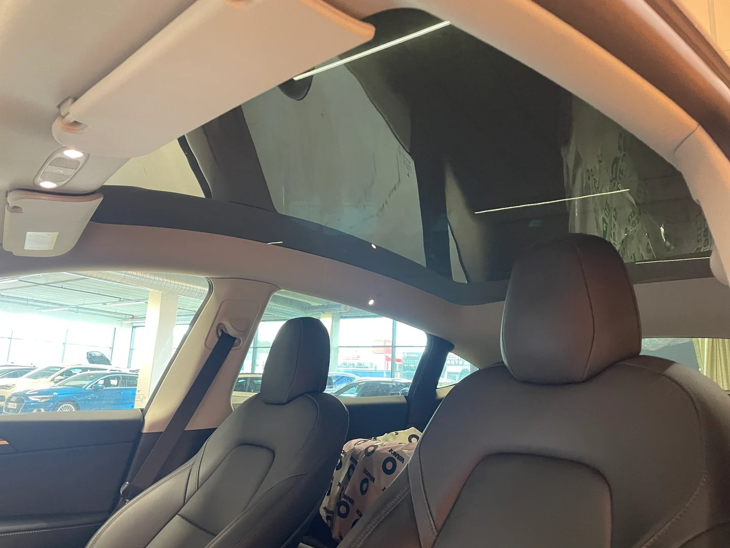 Car Image - 7E2IKaOAjS0va52UR5r25d