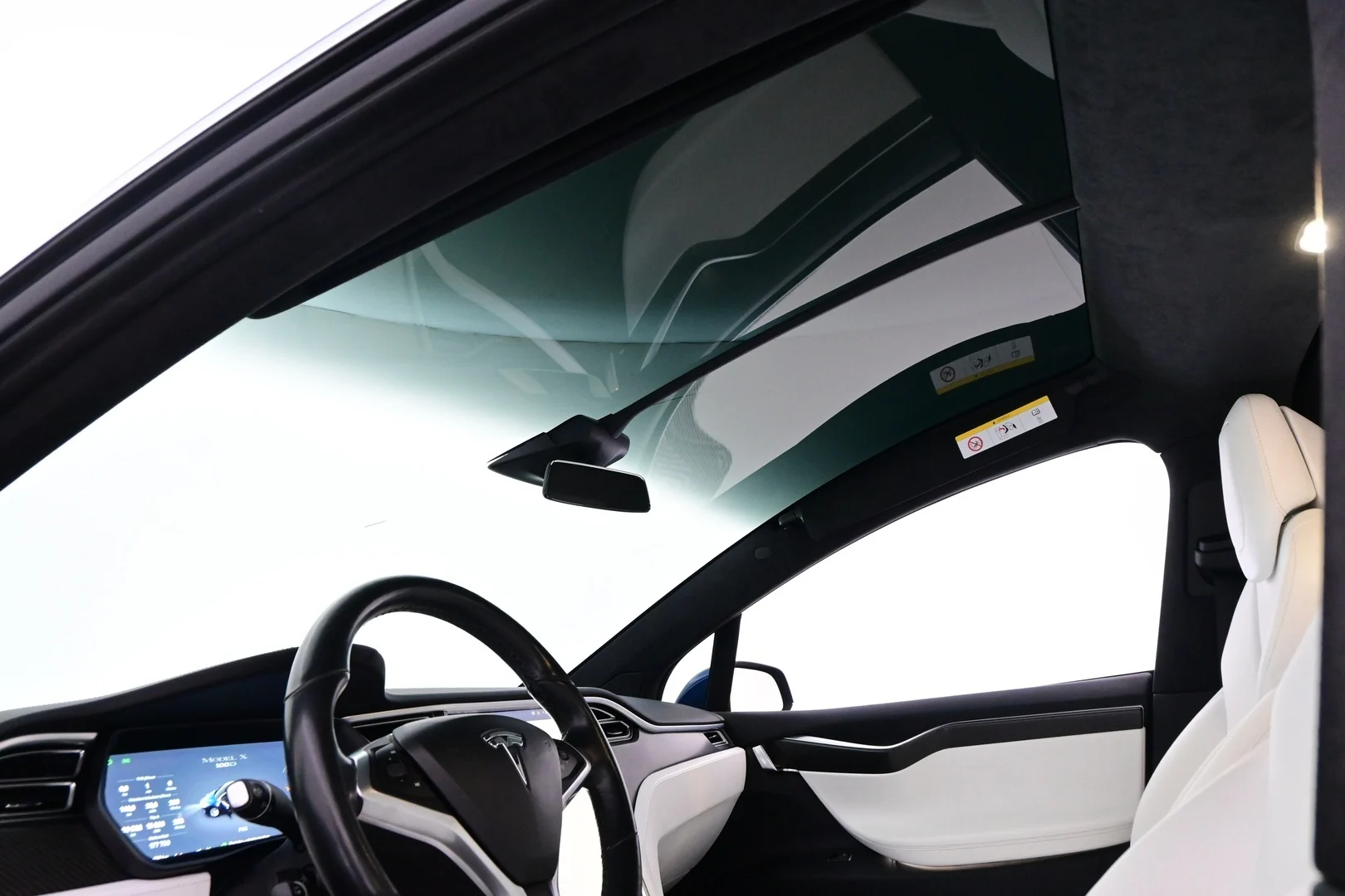 Car Image - 3dfietUaewlPtmt6iE2Ely