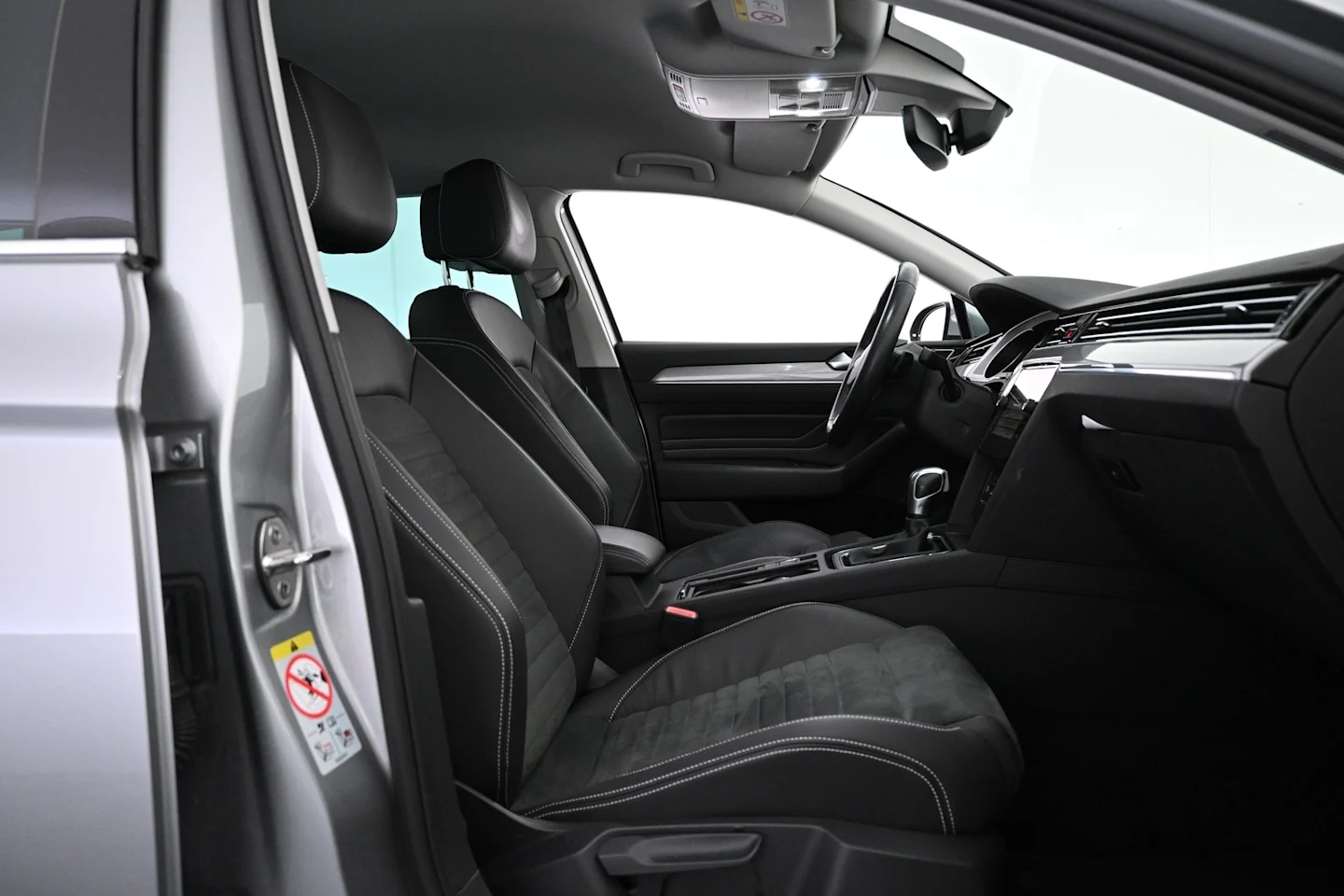 Car Image - 4jGzJJMcN34t4p3lDSfiH5