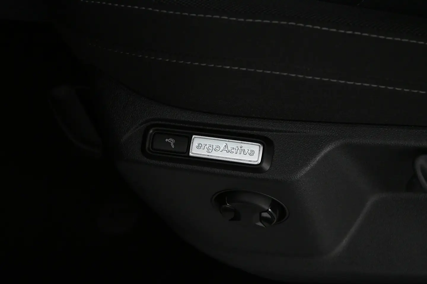 Car Image - 2AanEpFJmBLc61bkUdnZdL