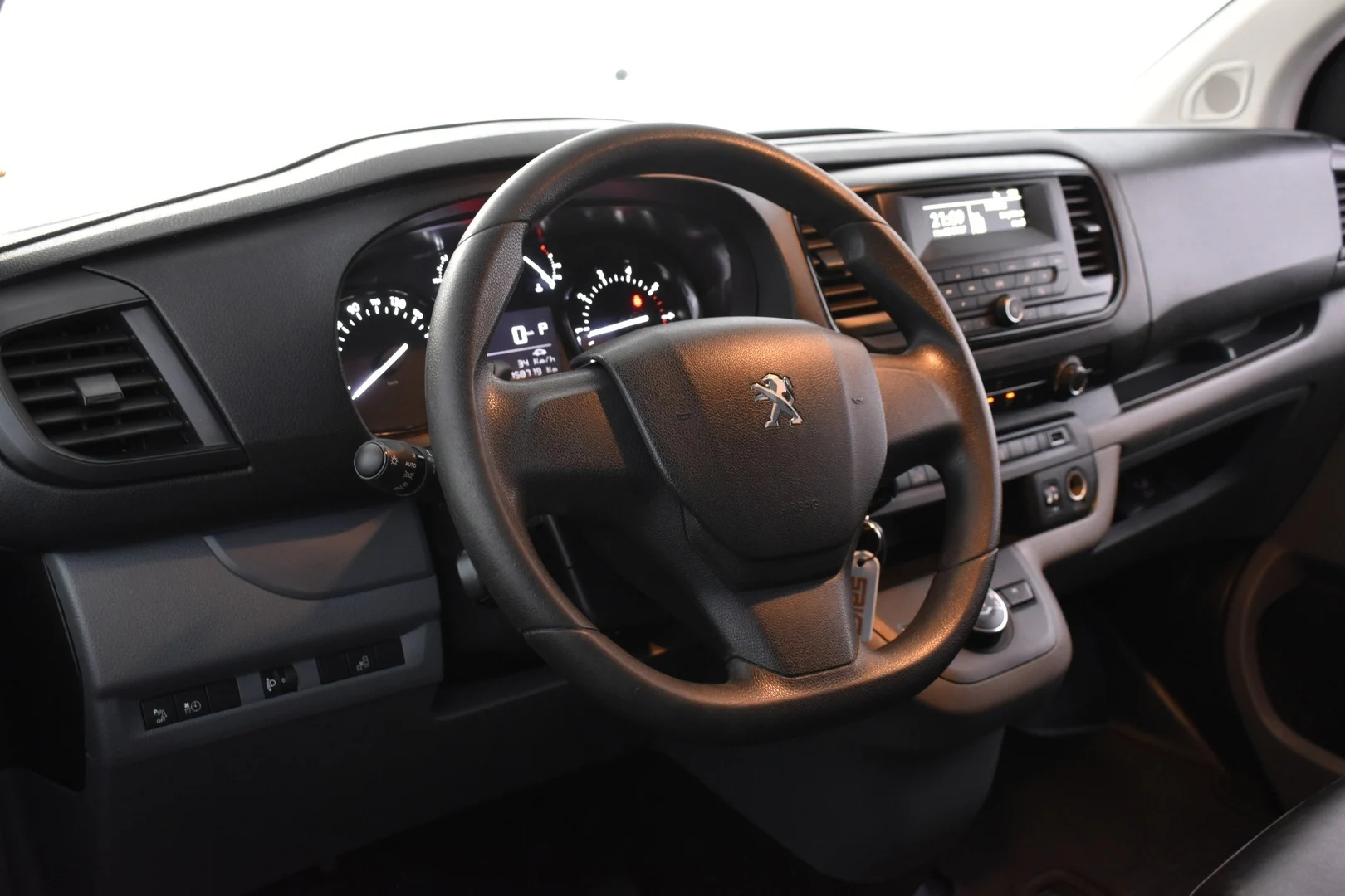 Car Image - 6jL4xAl0D0VtAY848oSD8X