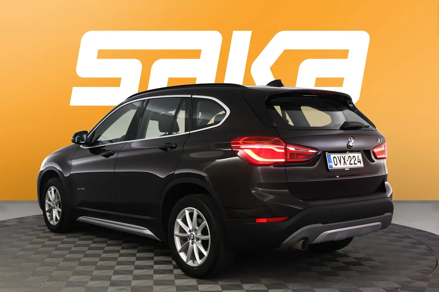 Car Image - 5udx5uuP4a9roQSjRiCfJF