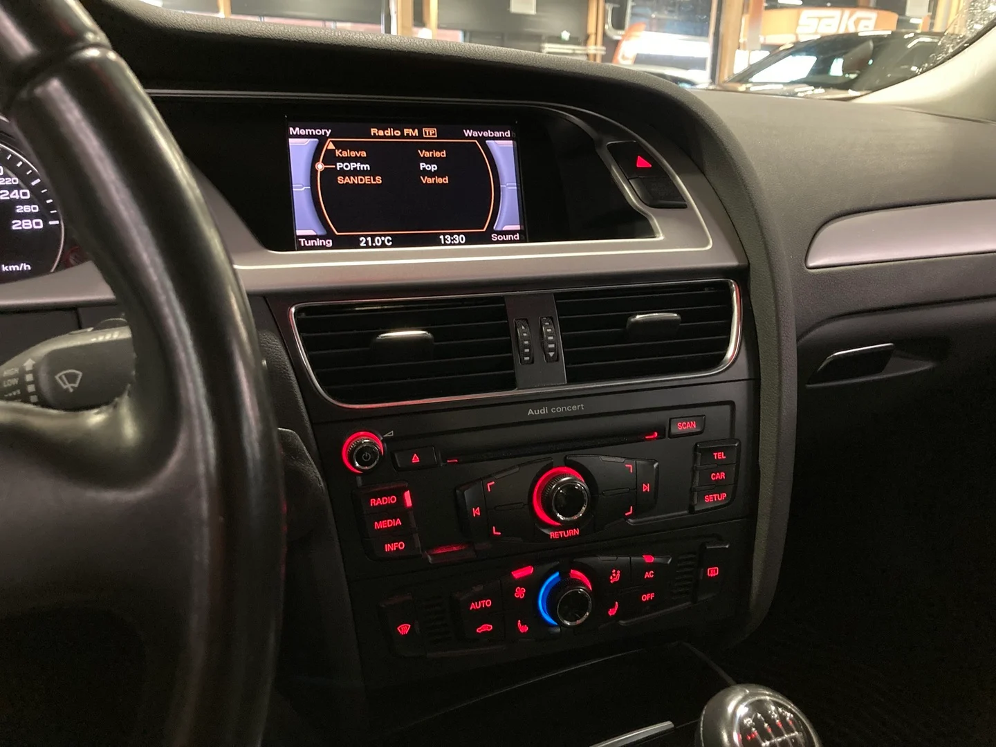 Car Image - 1h3A39Qf9rf6WKDUfYKxUS