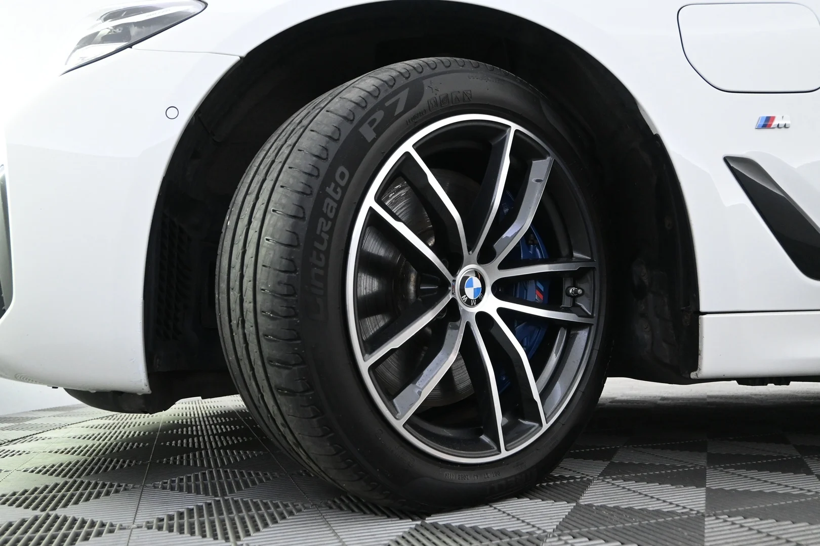 Car Image - 6b63mbPvKGqYAXgMSEgCKw