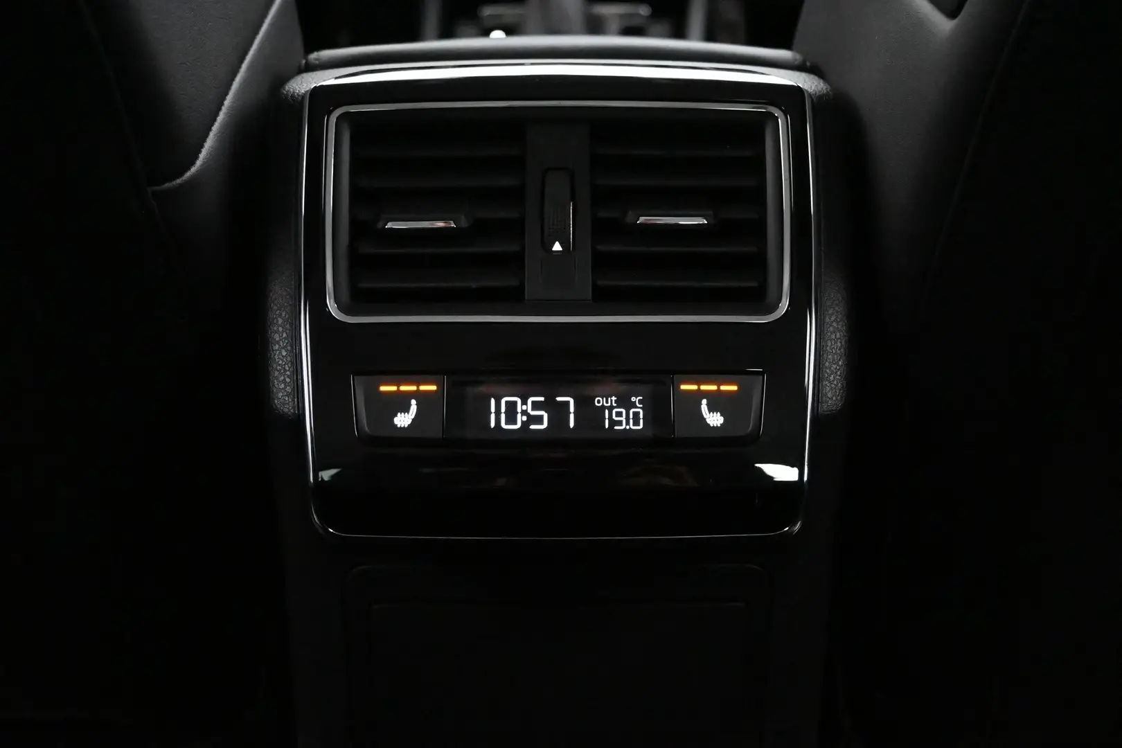 Car Image - 2makSHNptyqUQ5RtyQS1ZI