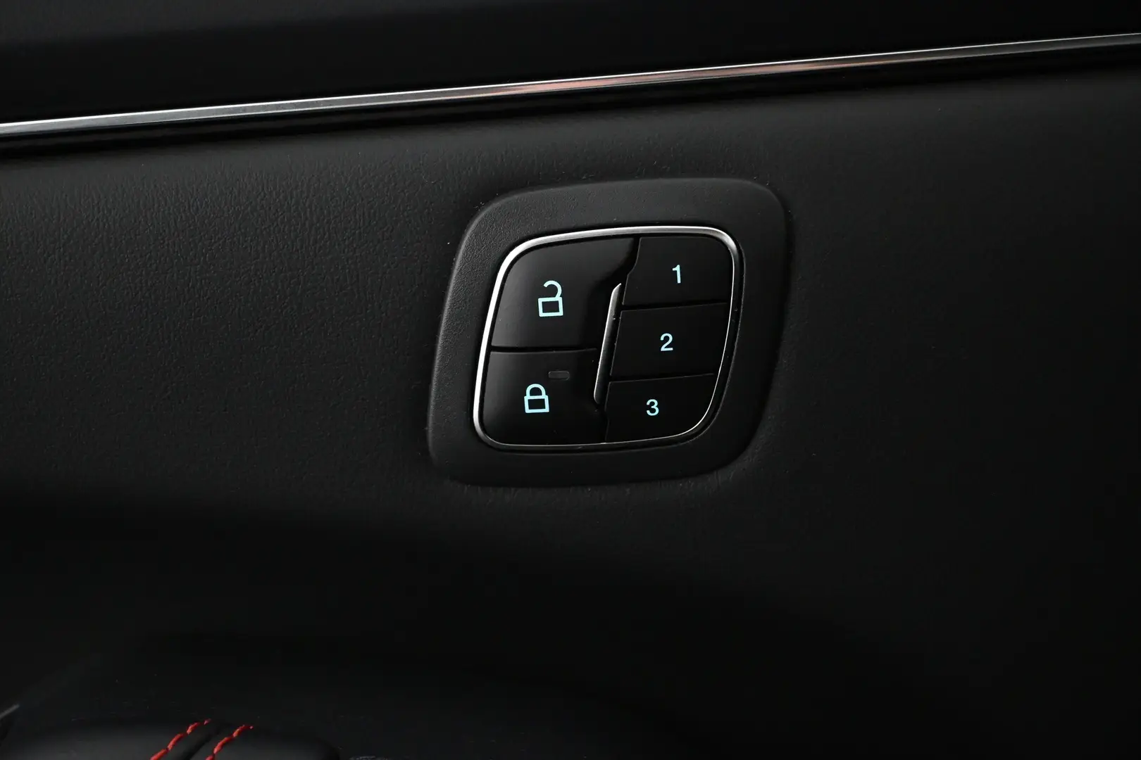 Car Image - 19fXRCgNjUK1ZuPQJQxQOJ