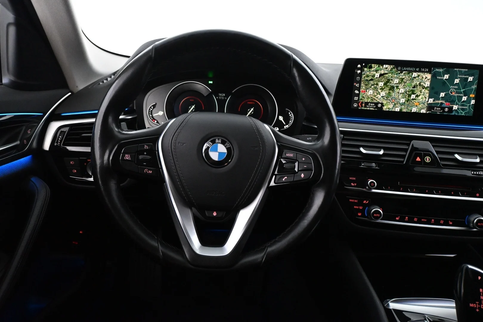 Car Image - 2jdAOwslVd7f4Yy0W3wvpM
