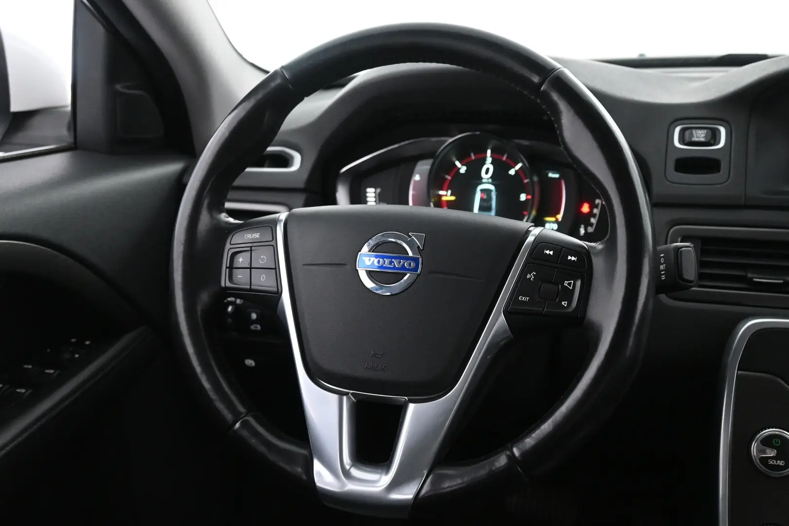 Car Image - 4FWAIudR71pV9P98dct62y