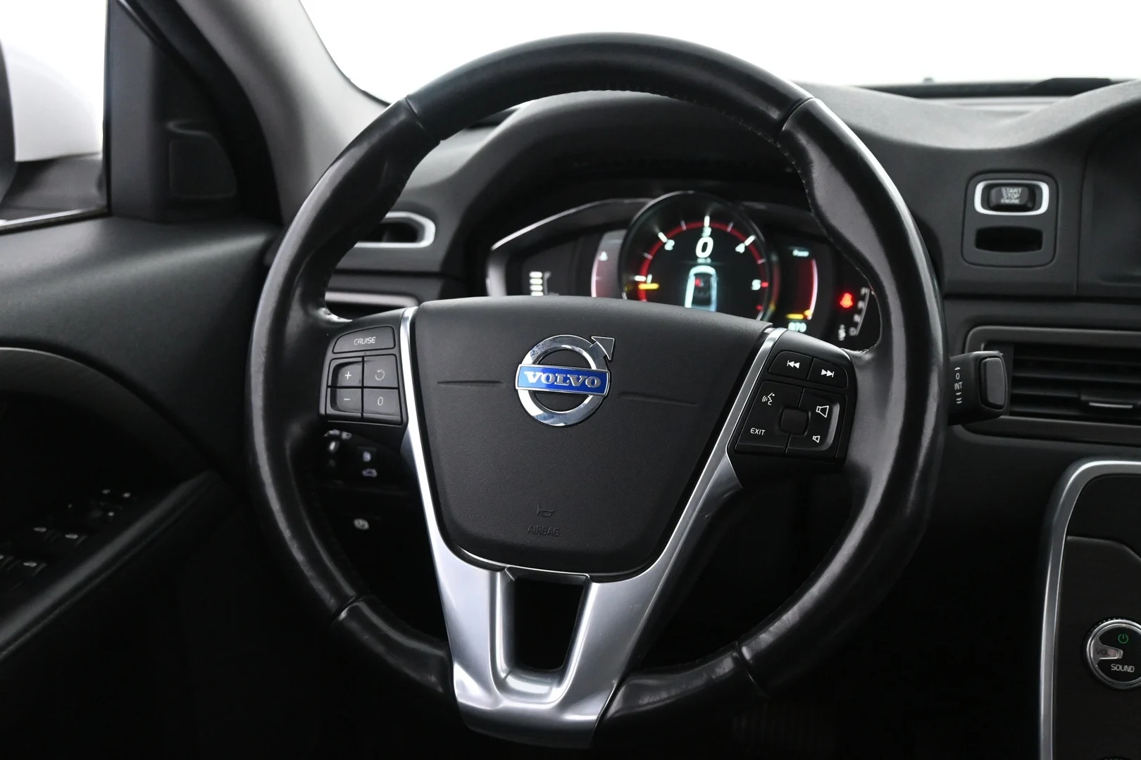 Car Image - 4FWAIudR71pV9P98dct62y