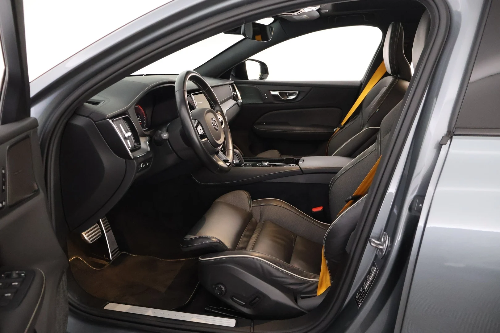Car Image - 2prX7jNh3iLd0vtIZ502ml