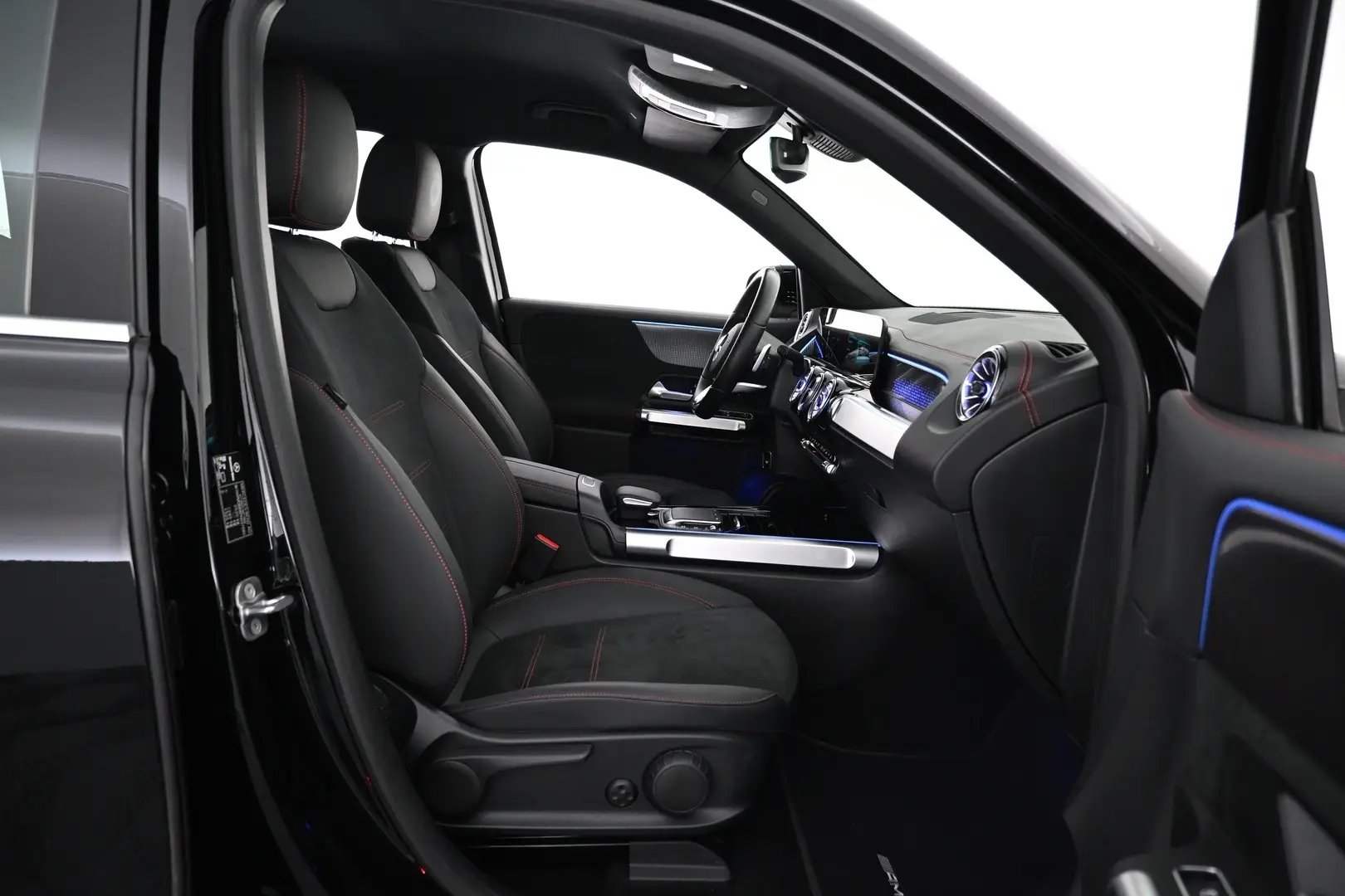 Car Image - U9rpuj19q9I7Sg2b8jYaH