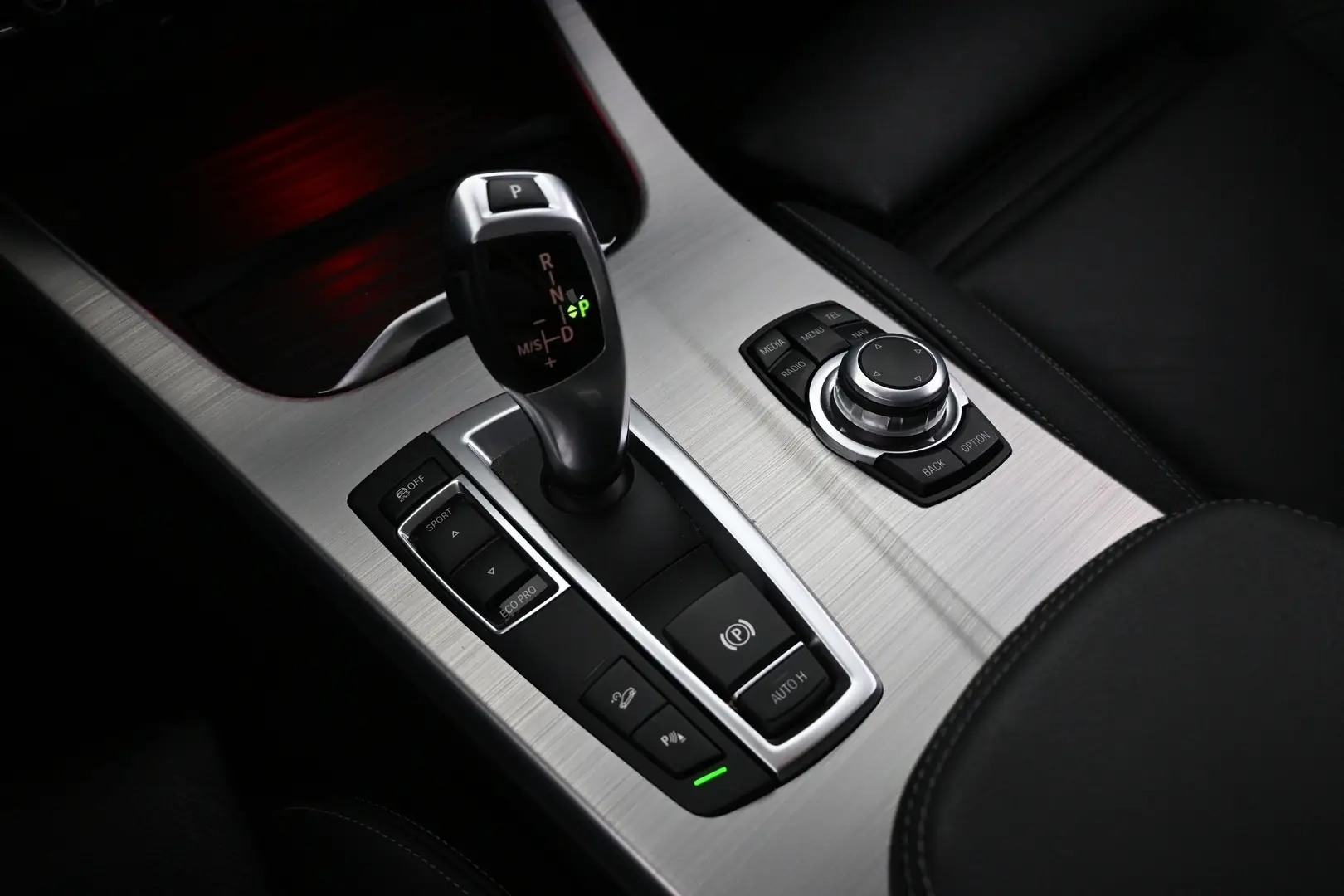 Car Image - 3ahpQxfOFdbhX95Ob9S3PH