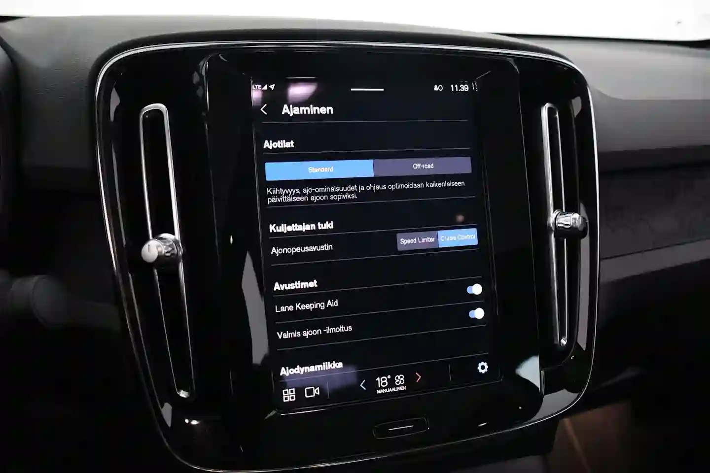 Car Image - 2WEjcSK5gfQeq9K0NFpatK