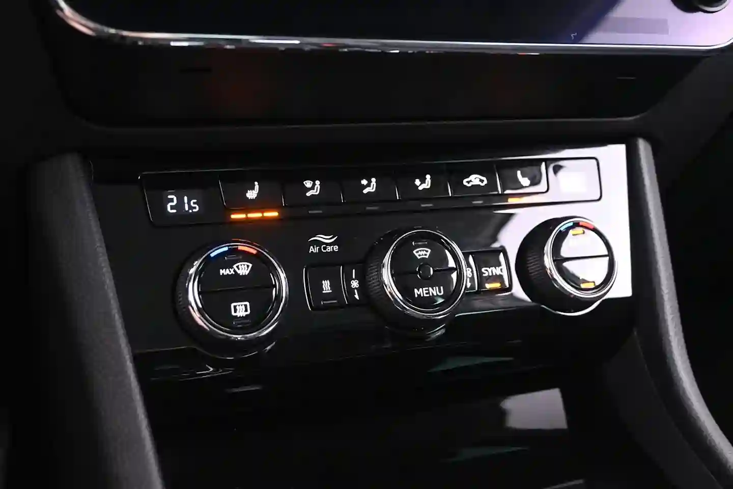 Car Image - 6ZrFRFYFGNBPKJ3rYwrZNL