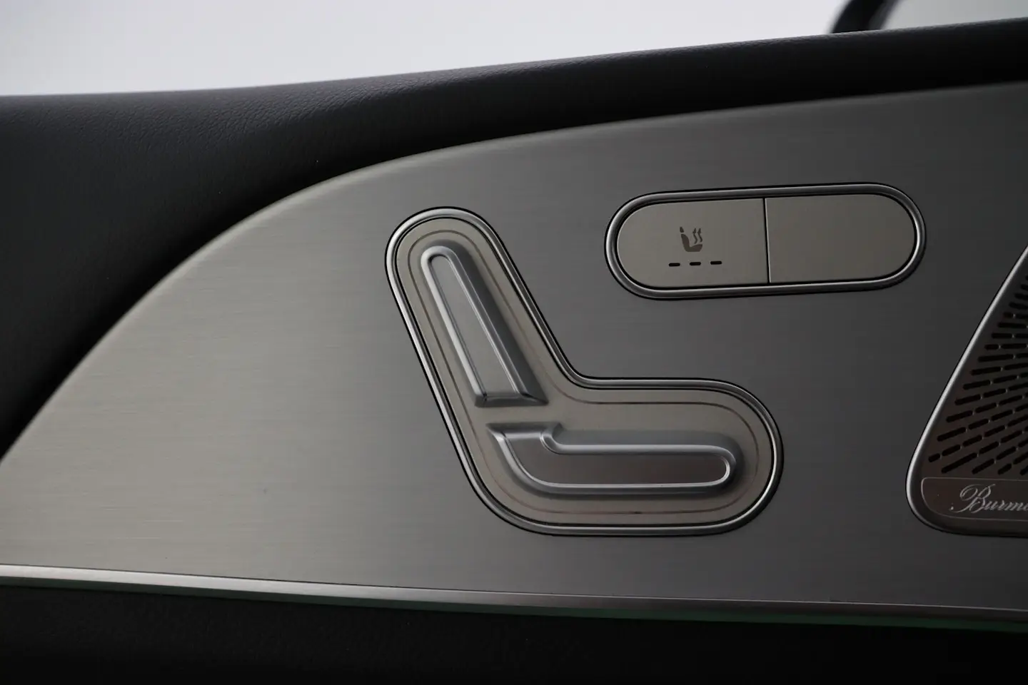 Car Image - 2NsUQdo8wbBNBdrLOJs6vq