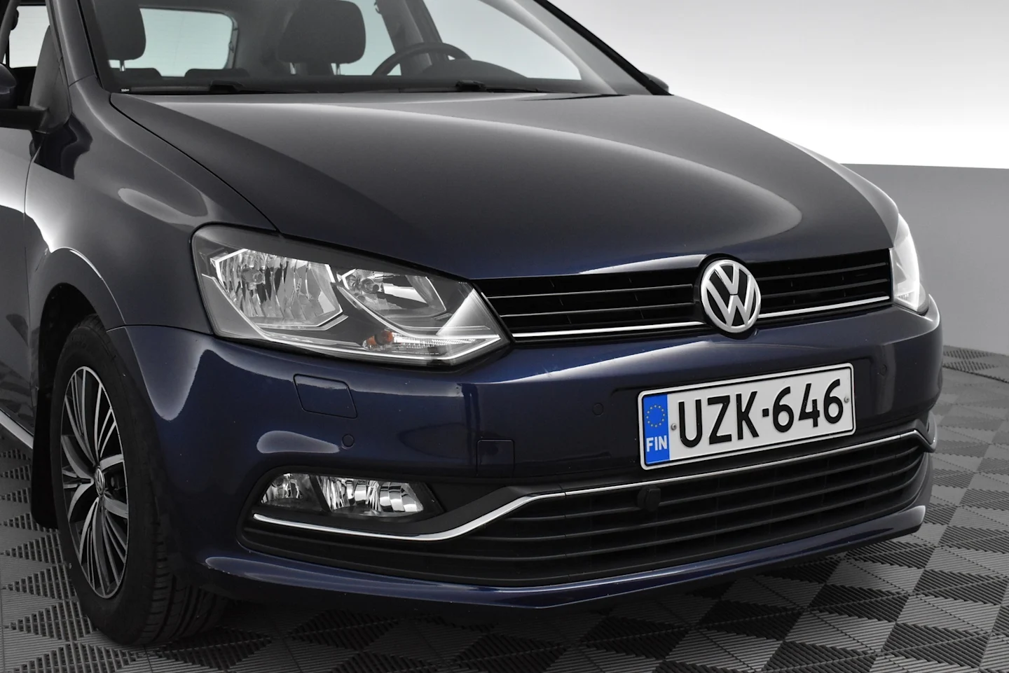 Car Image - 34M4GDrKCqfHorDEJ6edgA