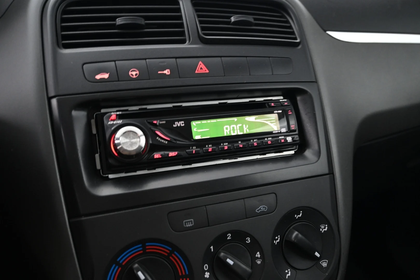 Car Image - hqchFqEWDr4y9OAA9zgFs