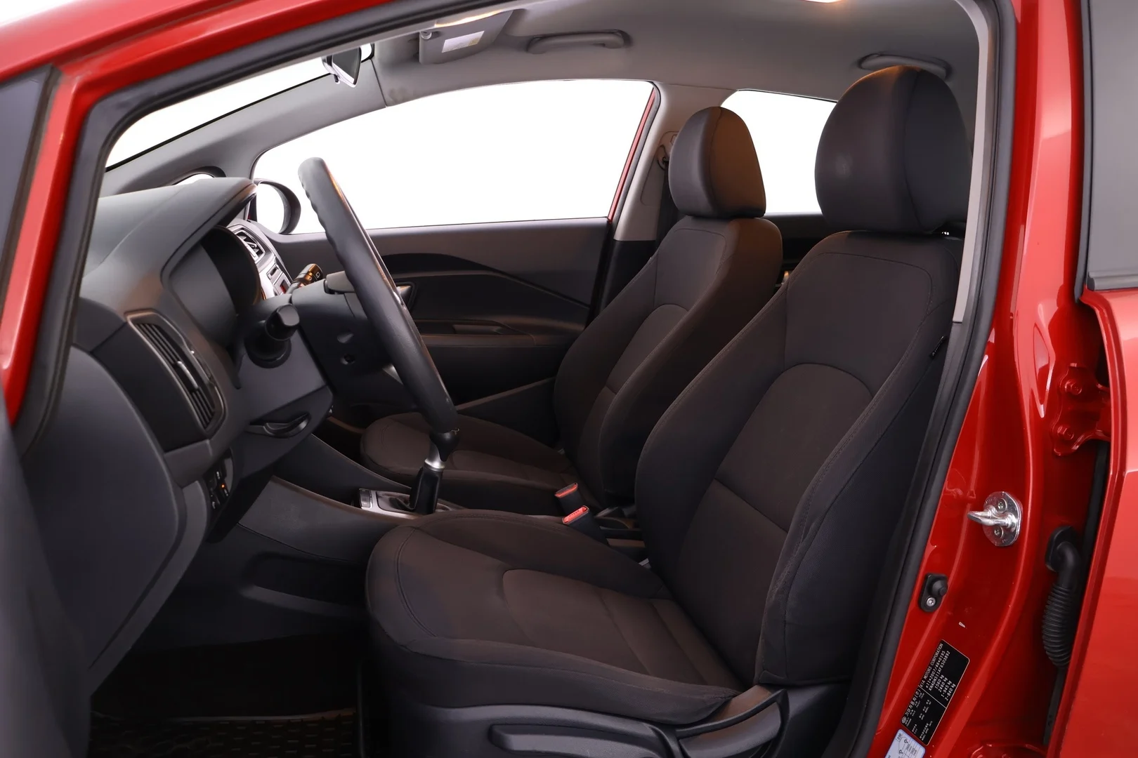 Car Image - 20EQLr3wJFuEdHnRezTPSs